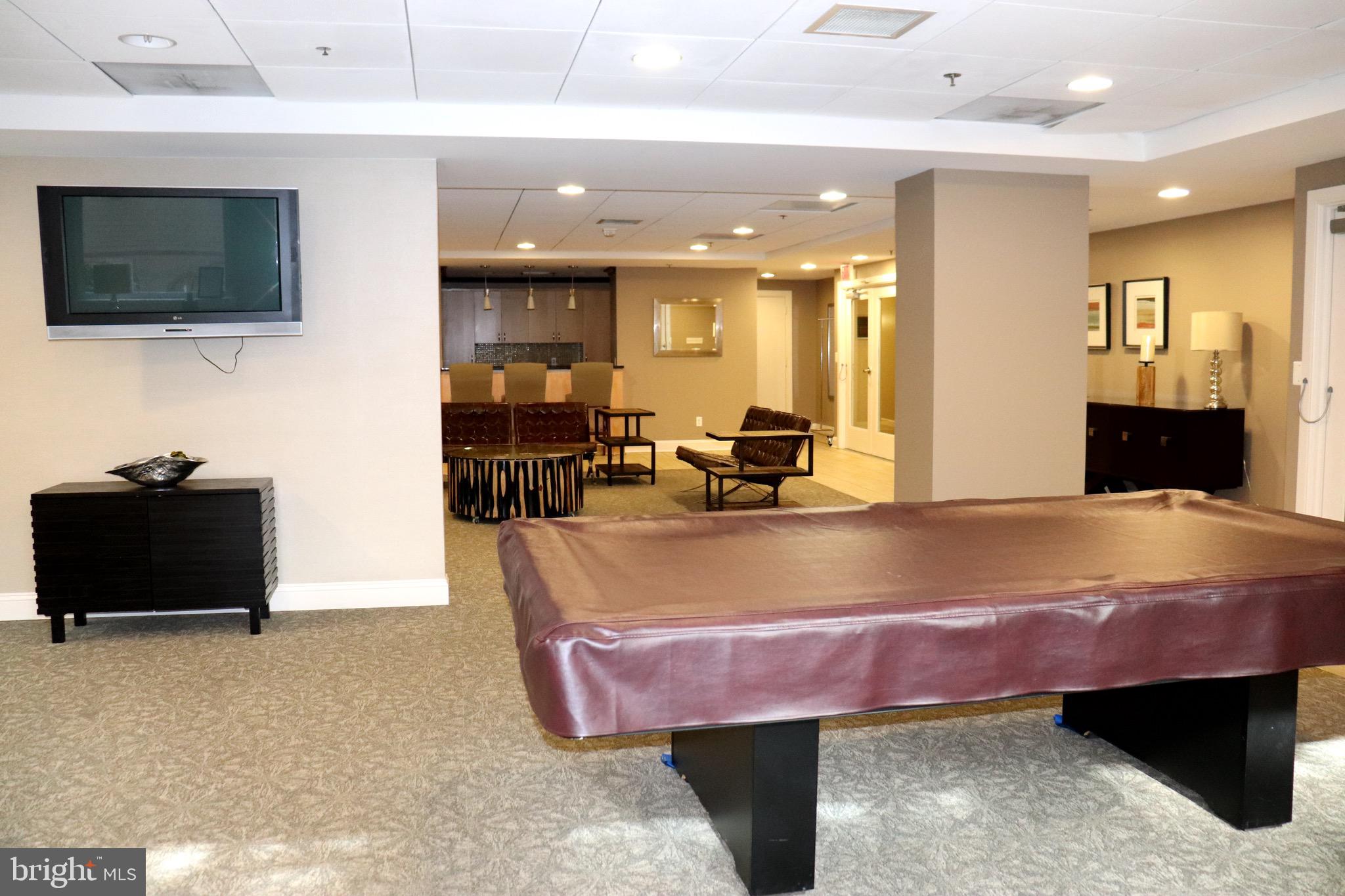 THE PHOENIX CONDOMINIUMS - Residential Lease