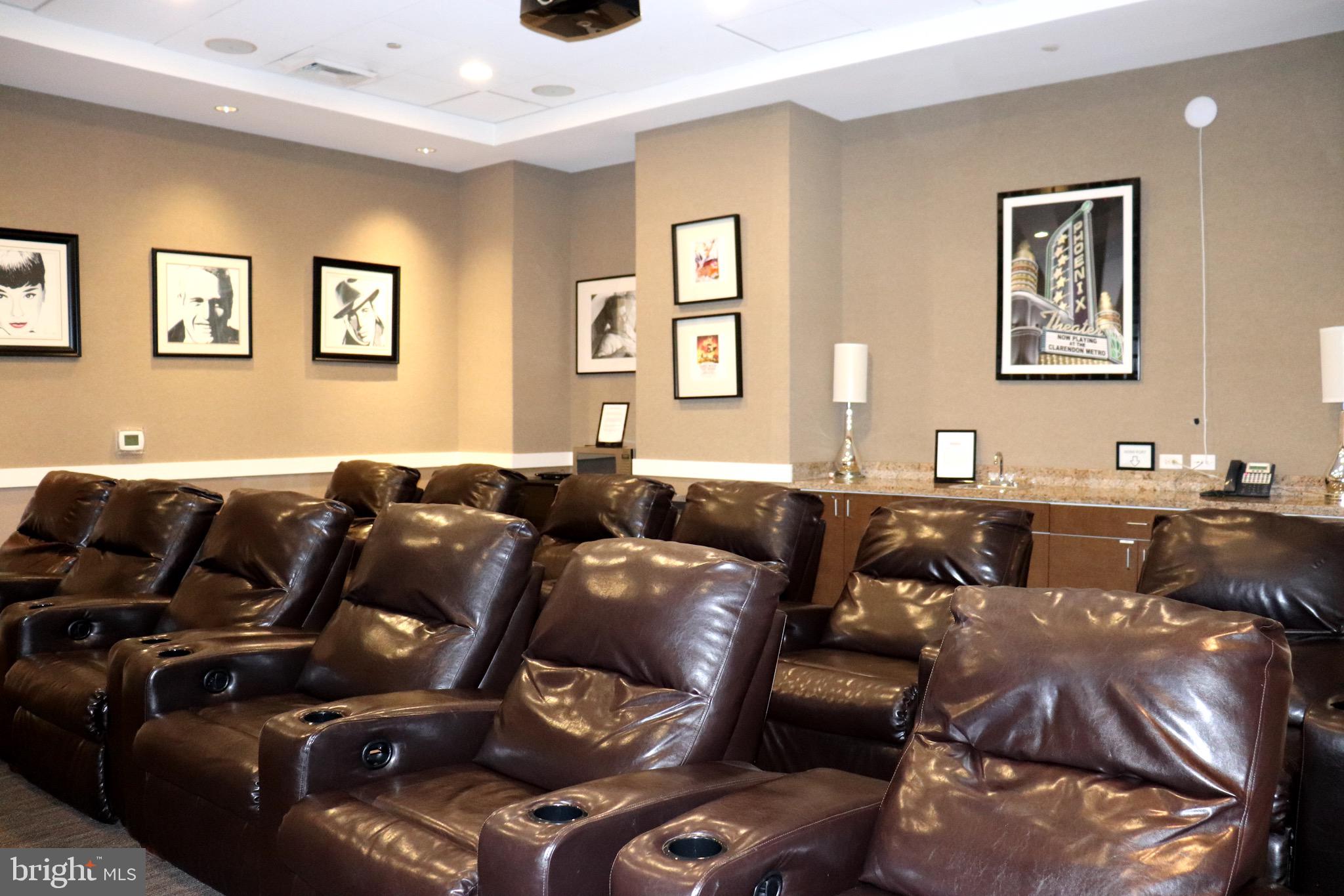 THE PHOENIX CONDOMINIUMS - Residential Lease