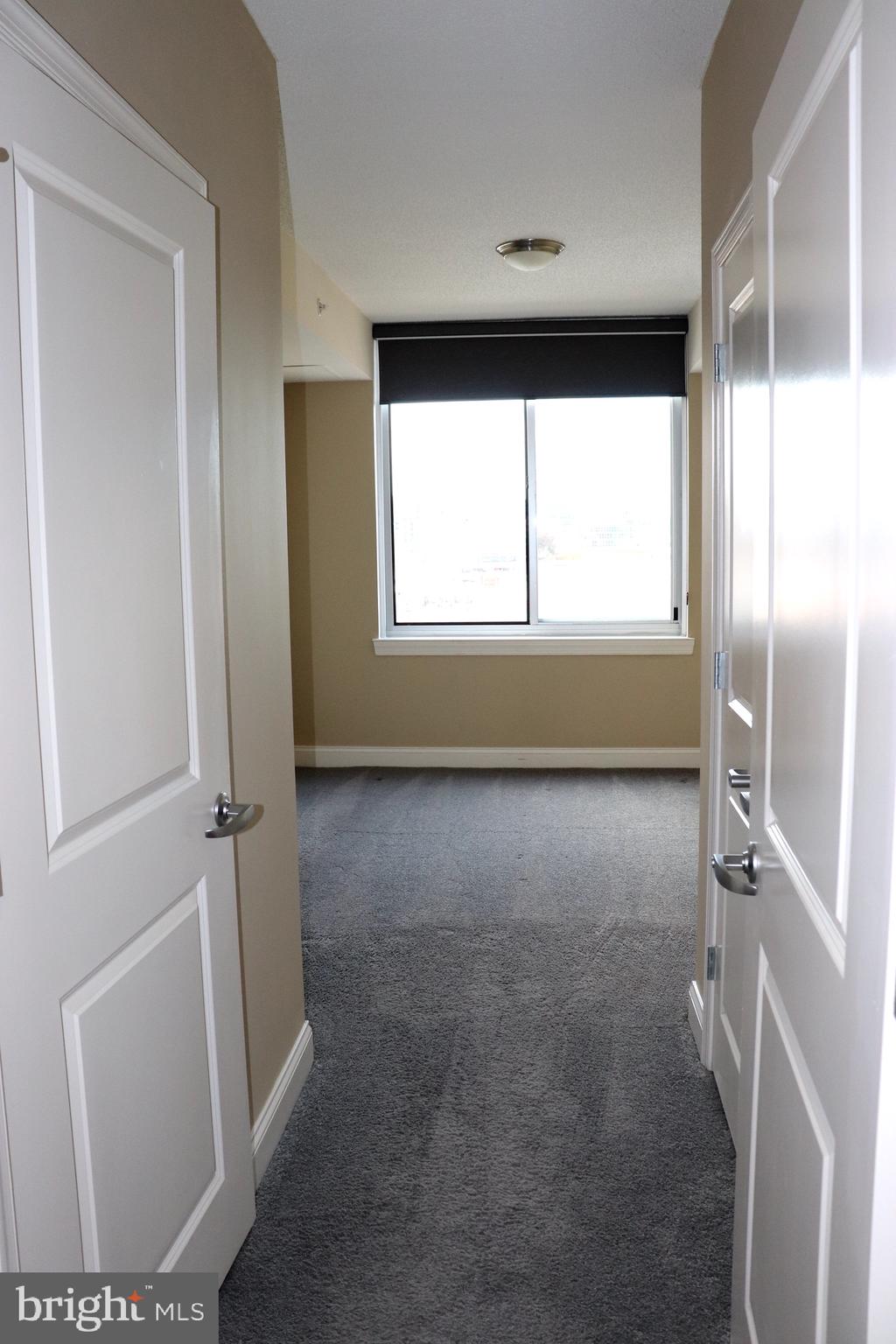 THE PHOENIX CONDOMINIUMS - Residential Lease