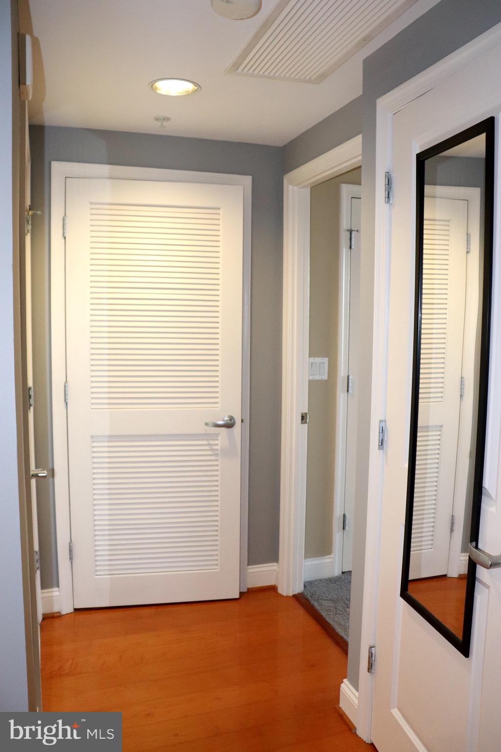 THE PHOENIX CONDOMINIUMS - Residential Lease