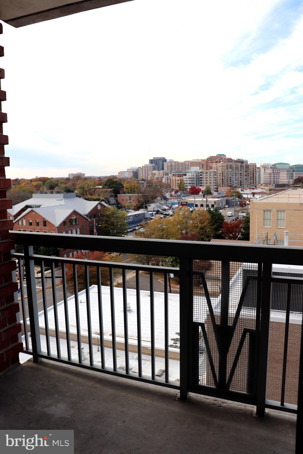 THE PHOENIX CONDOMINIUMS - Residential Lease