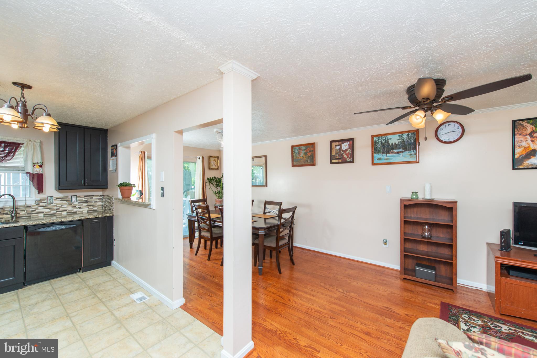 SHANNON SQUARE - Residential