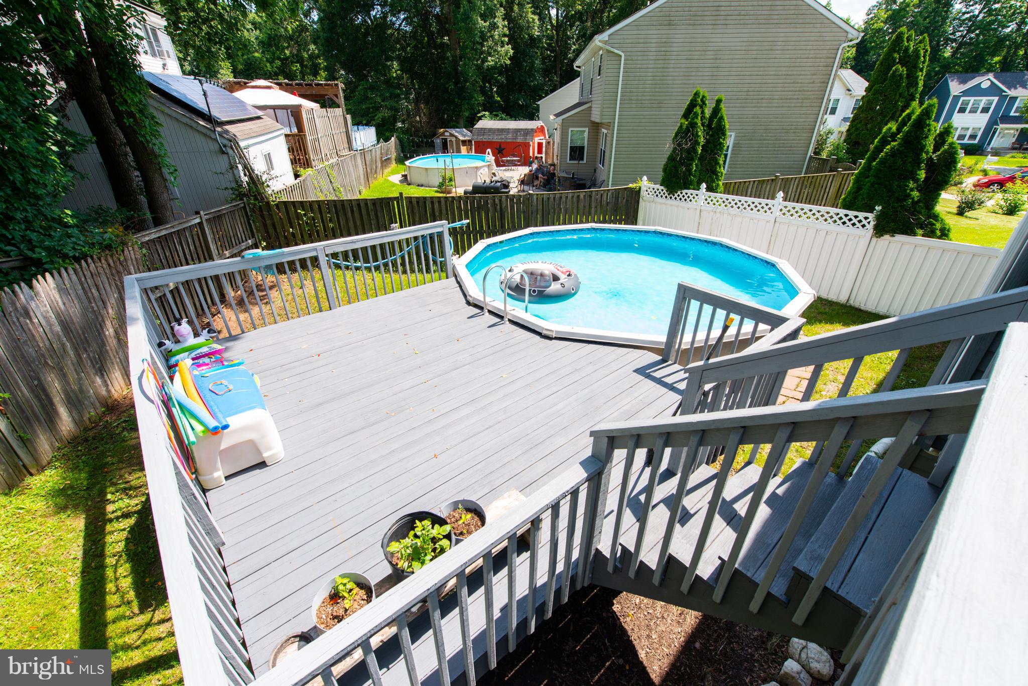 SHANNON SQUARE - Residential