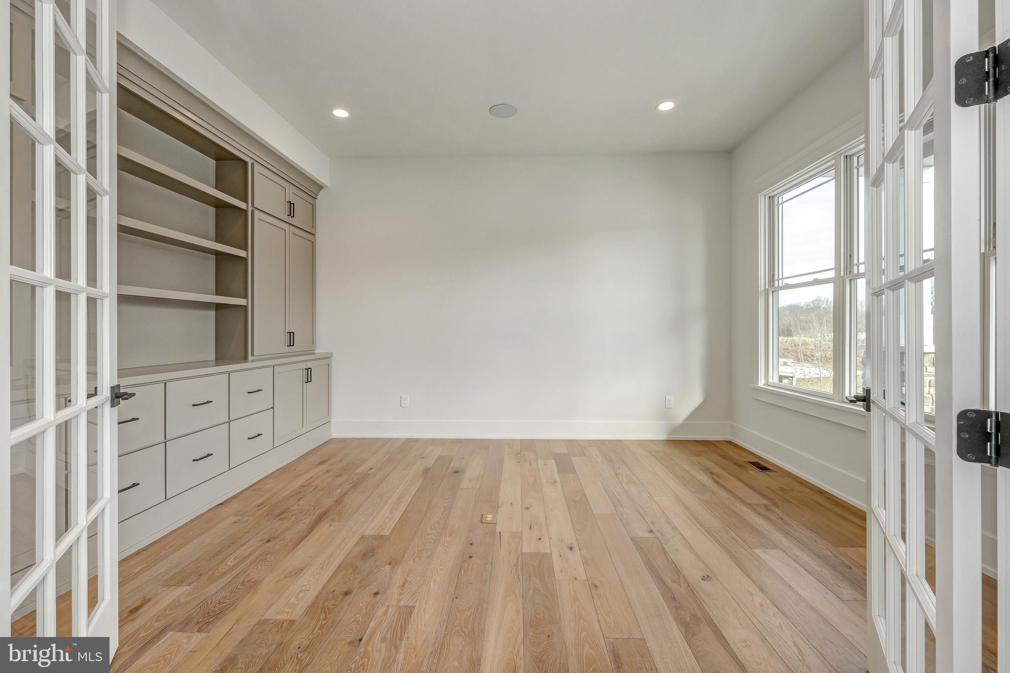 1430 GROVE AVENUE 1RD