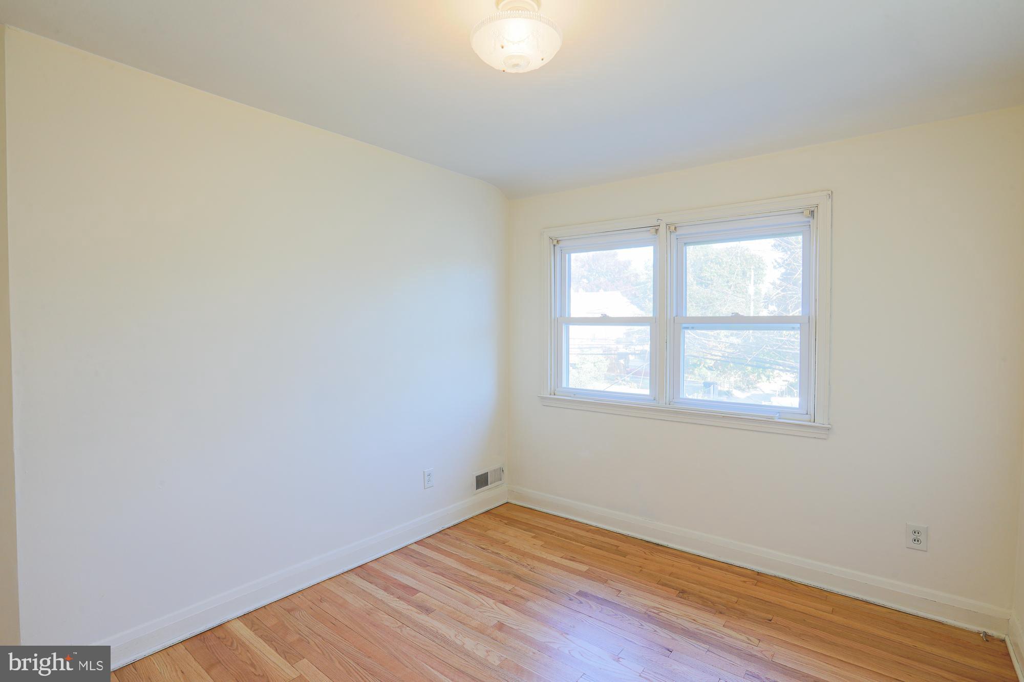 RIDGELEIGH - Residential