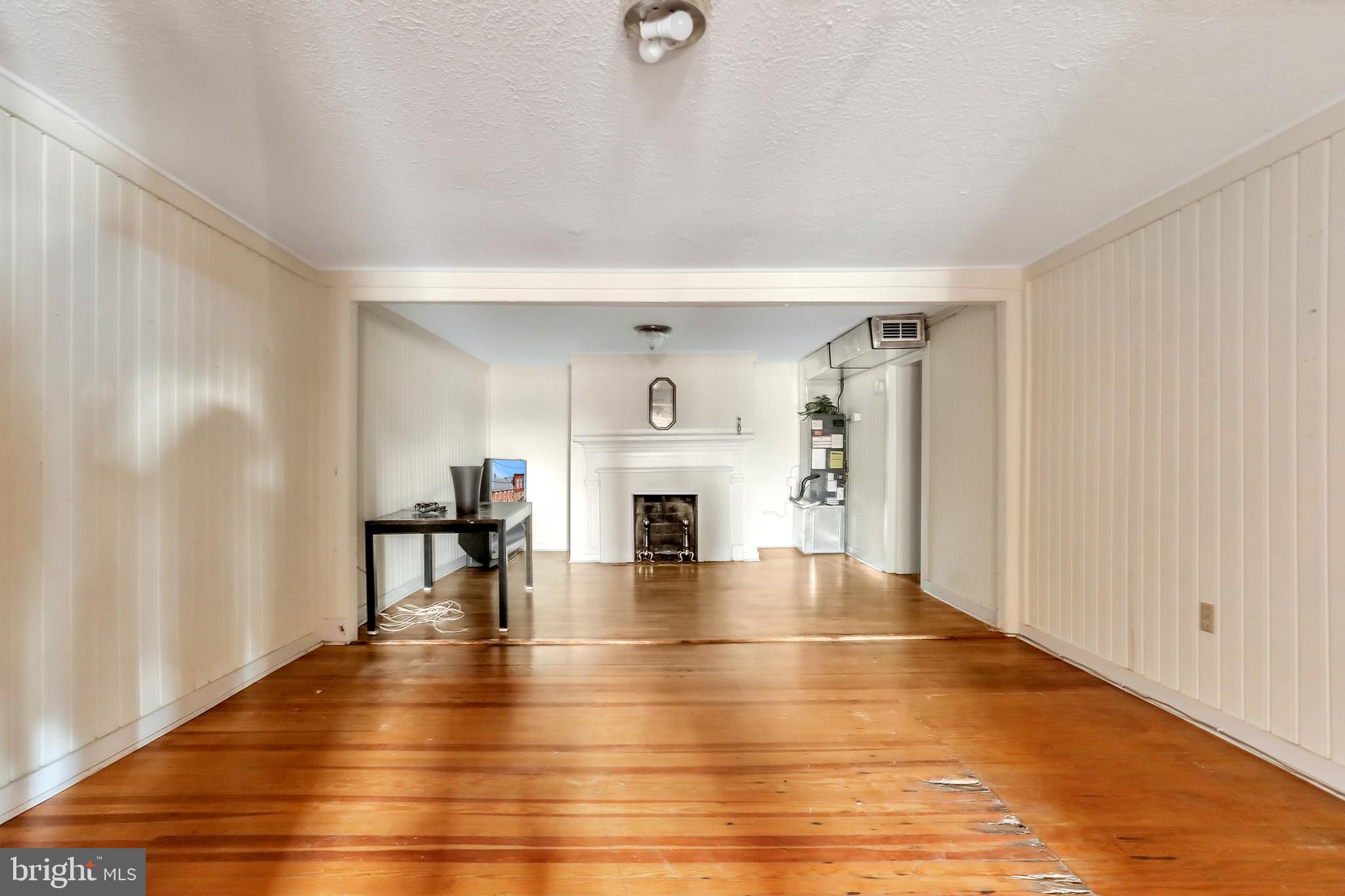 DAVIS STRASBURG - Commercial Sale