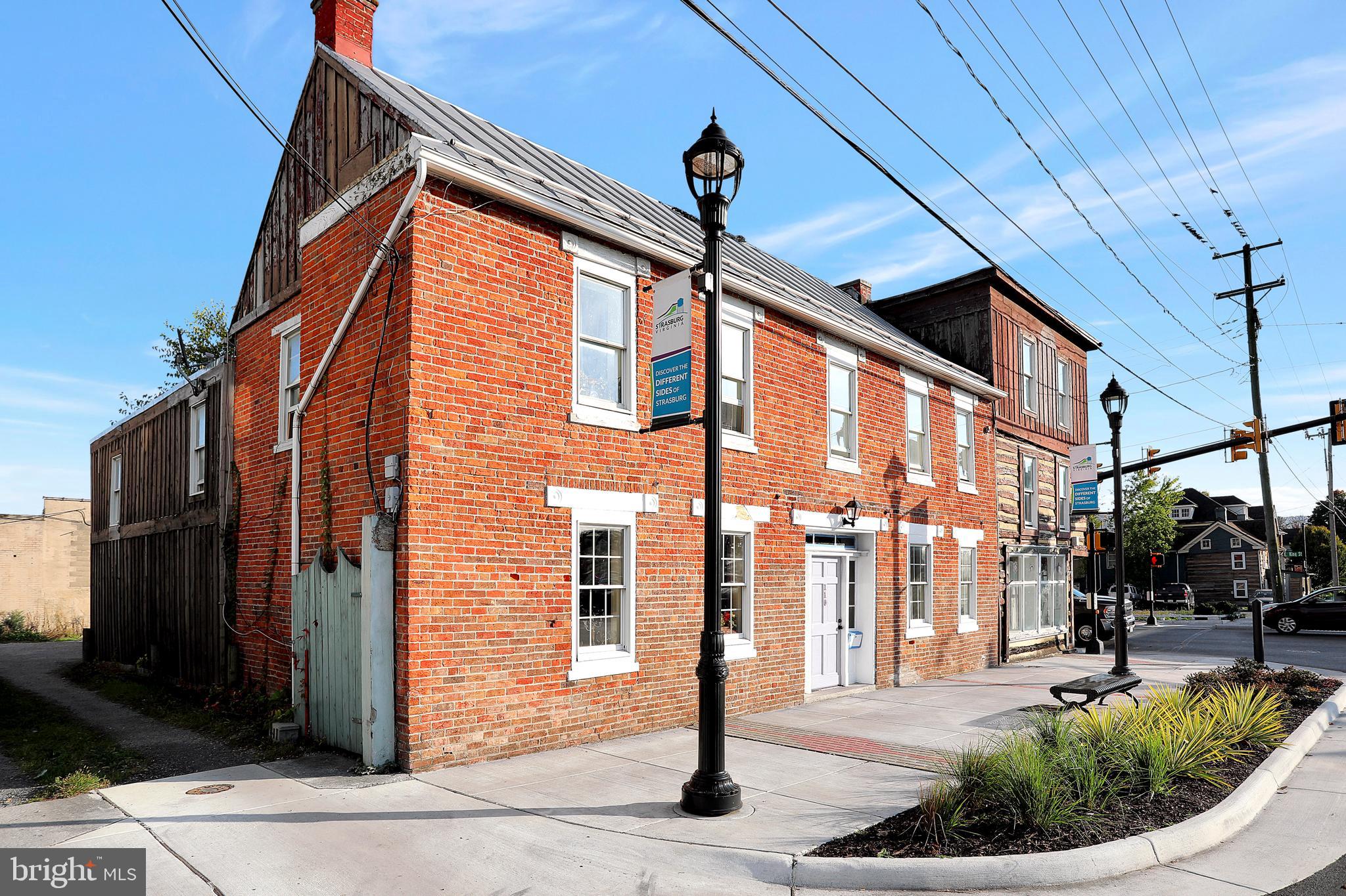 DAVIS STRASBURG - Commercial Sale