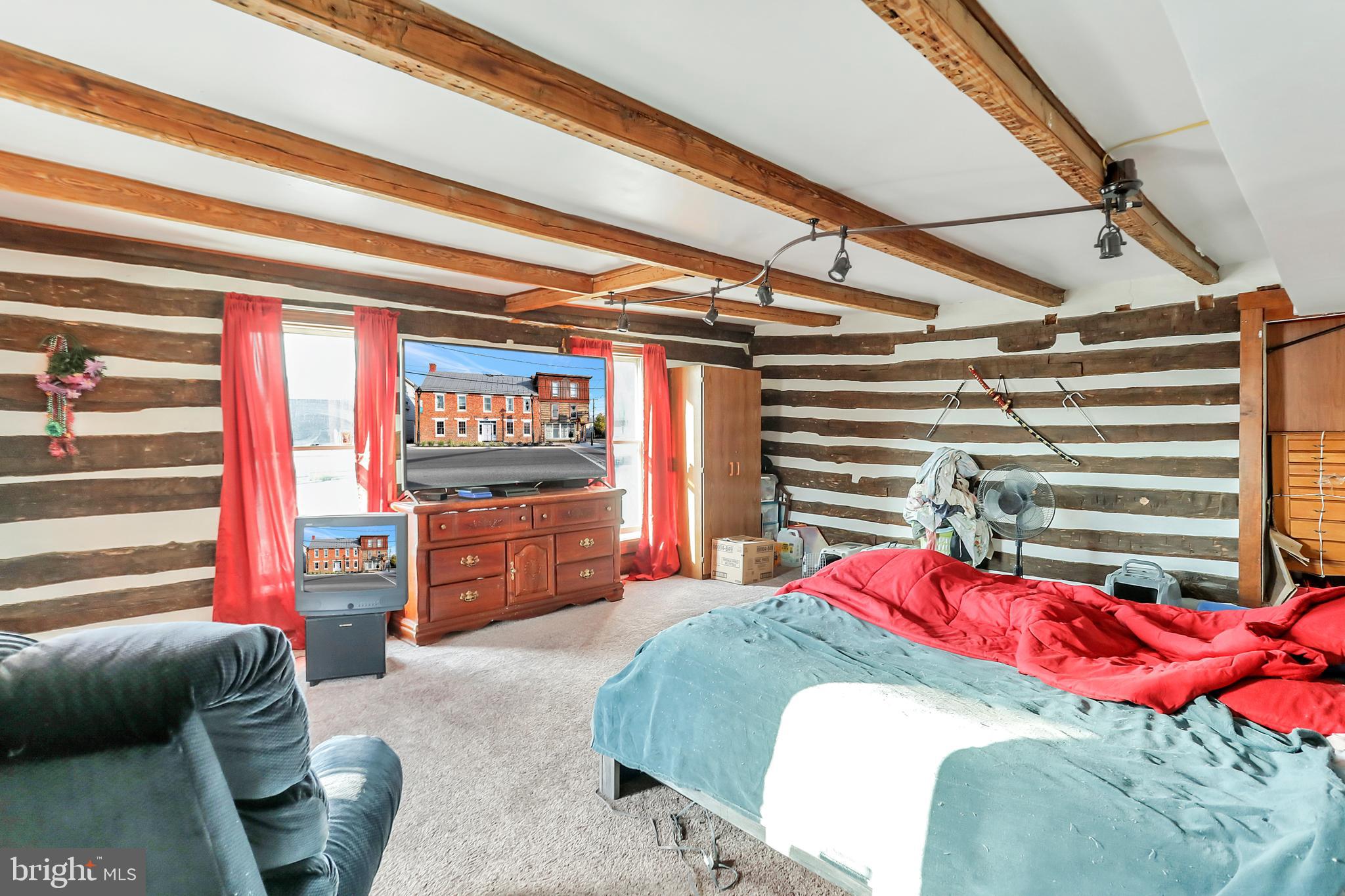 DAVIS STRASBURG - Commercial Sale