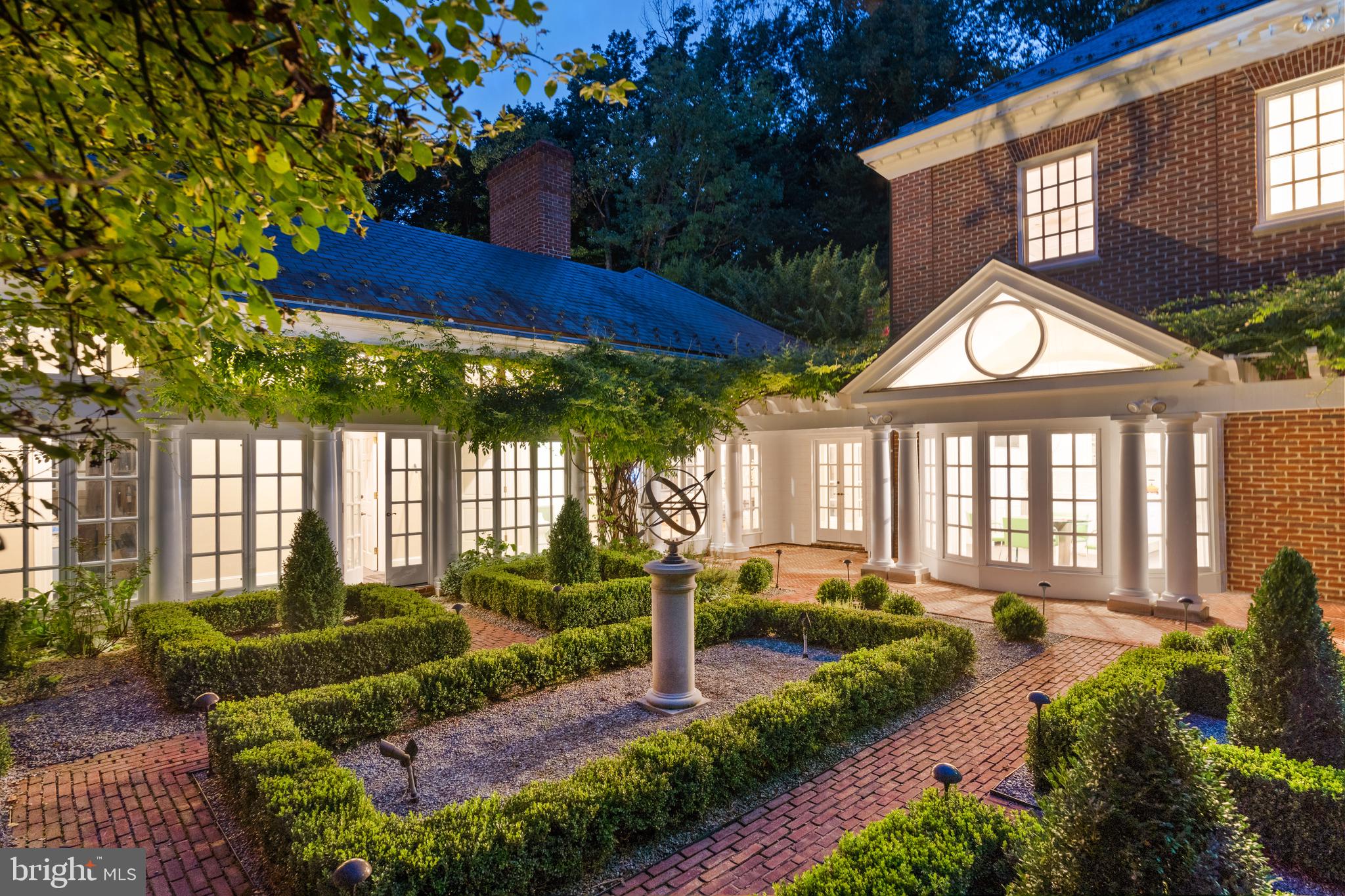 AVENEL - Residential