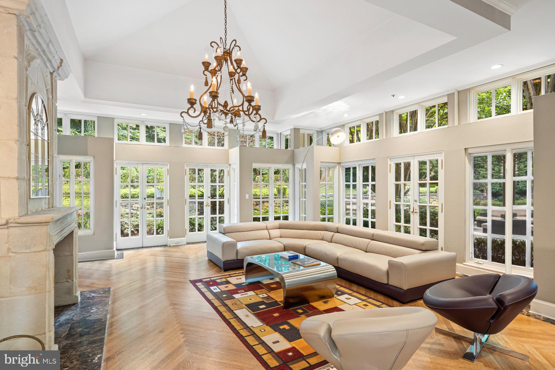 AVENEL - Residential