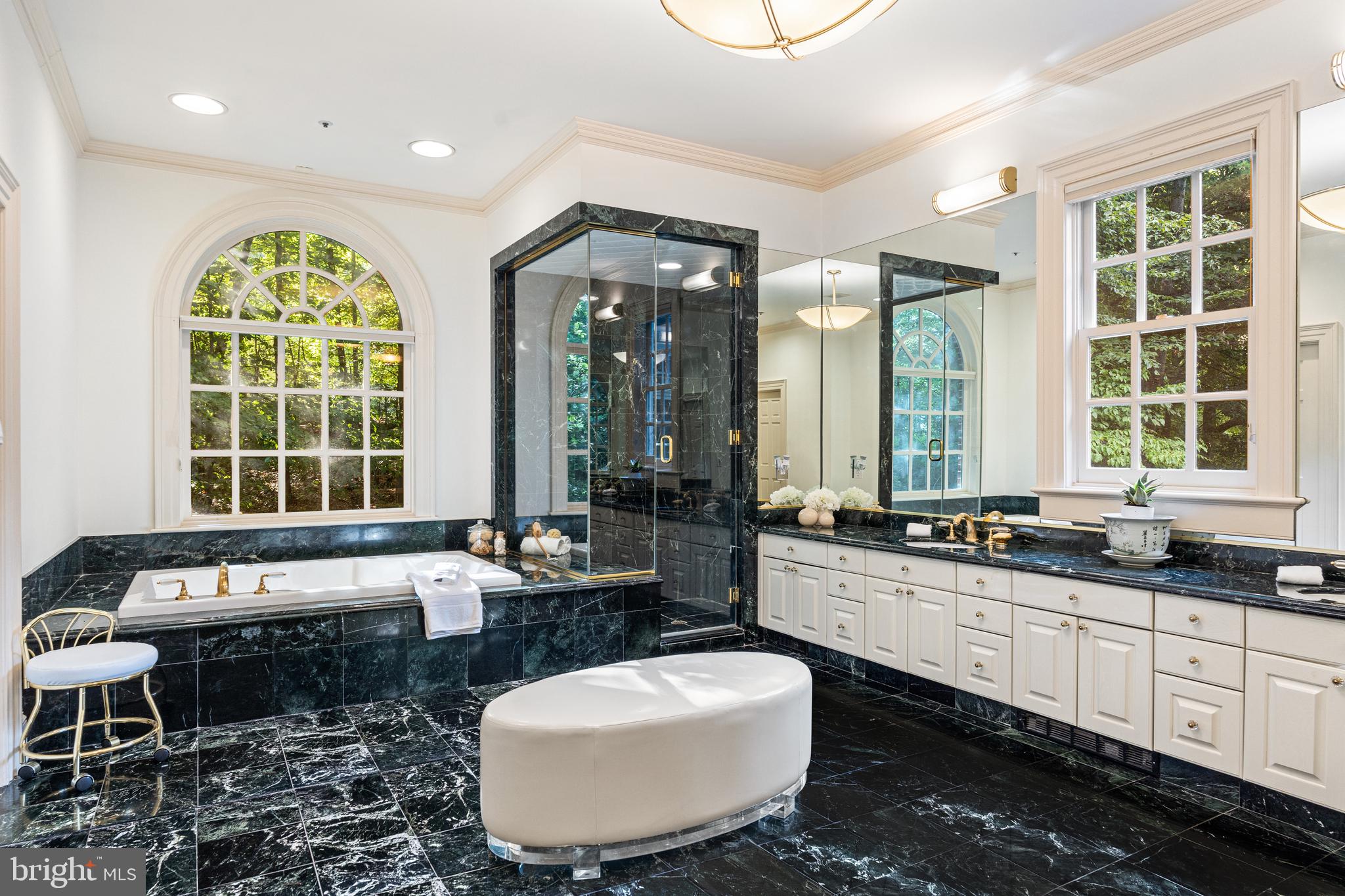 AVENEL - Residential