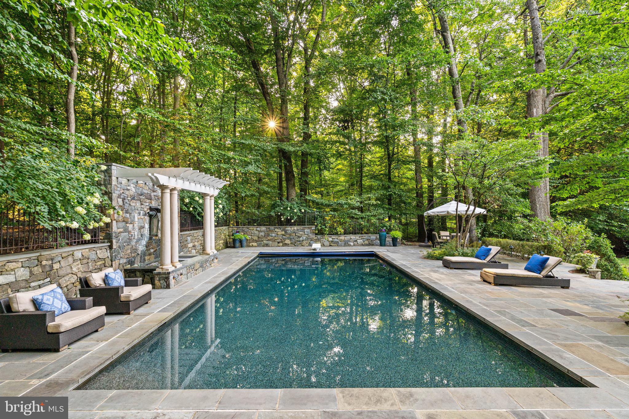 AVENEL - Residential