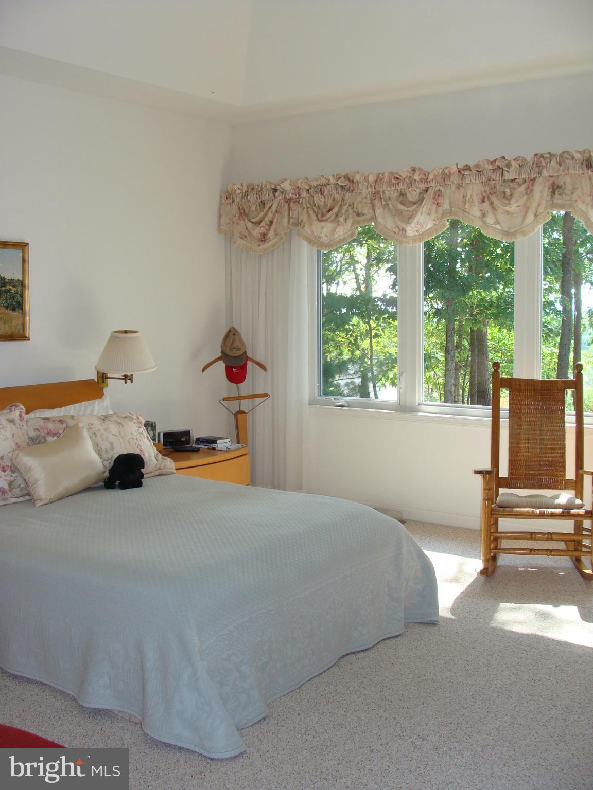 THE WOODS - Residential