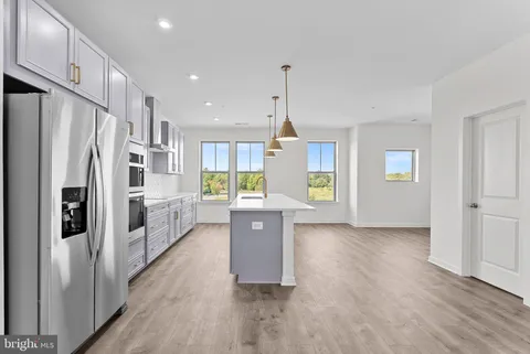 19712 Misty Moss Square, Ashburn, VA MLS: VALO2116684