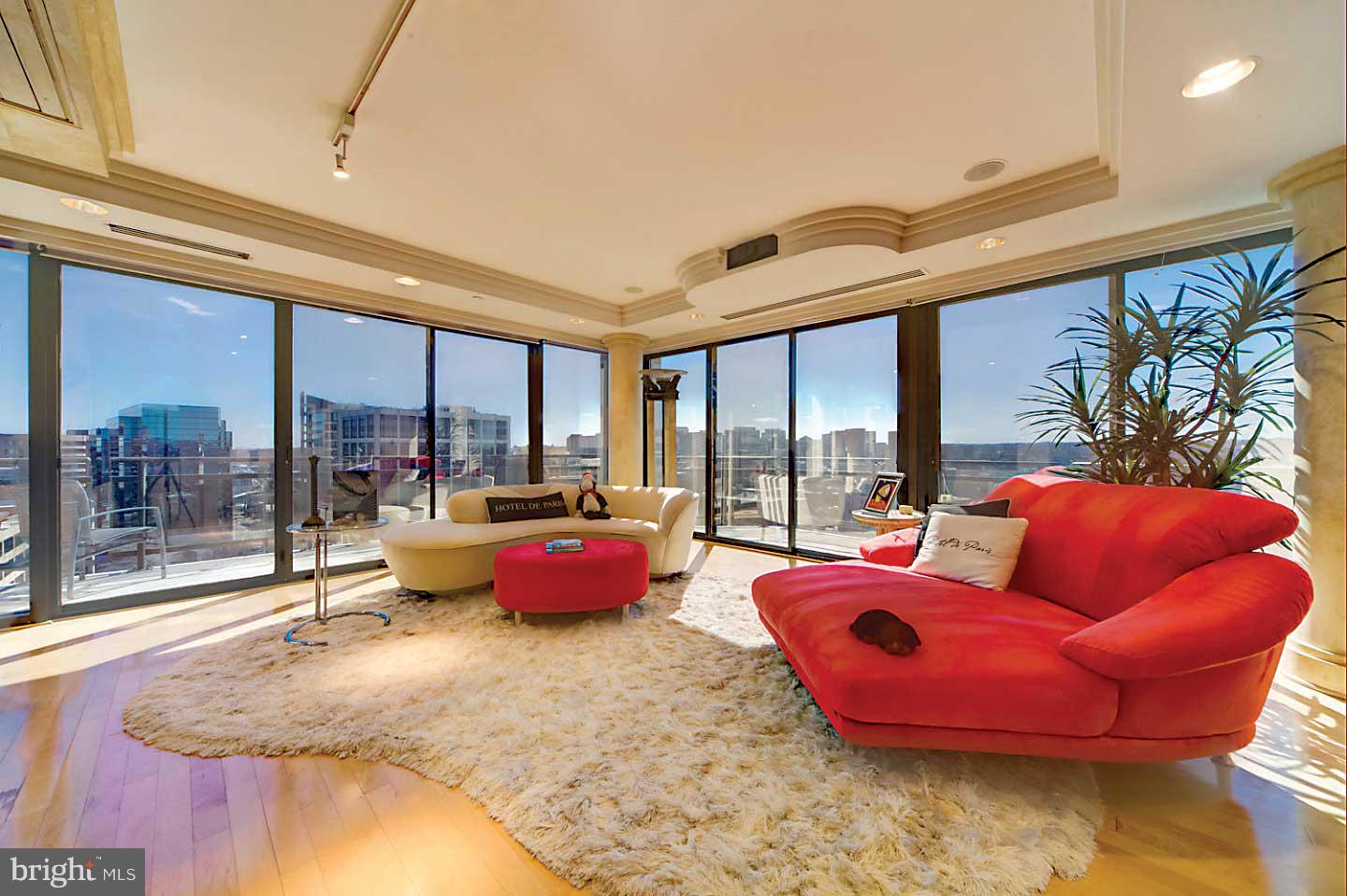 ATRIUM CONDO - Residential