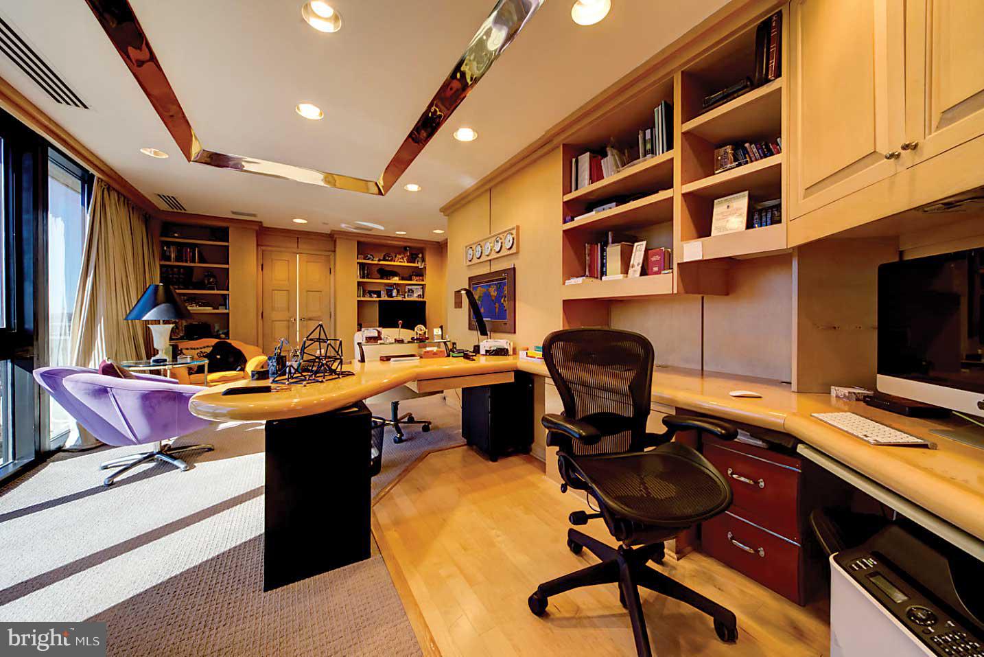 ATRIUM CONDO - Residential