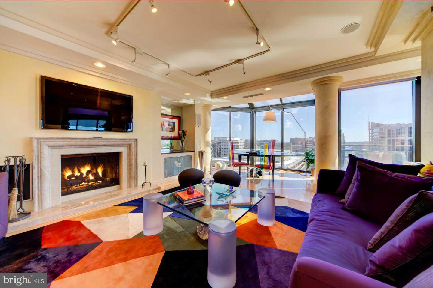 ATRIUM CONDO - Residential