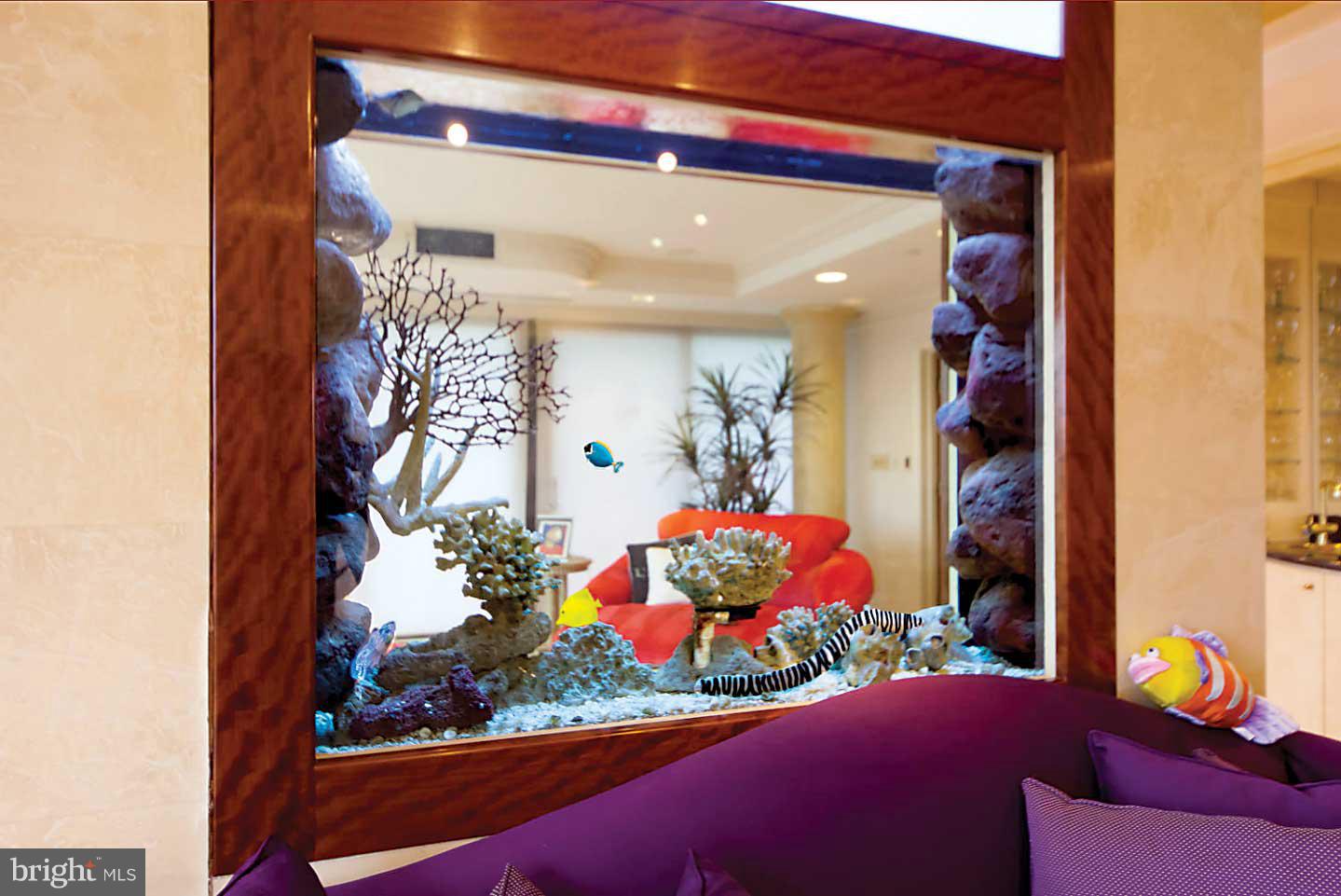 ATRIUM CONDO - Residential