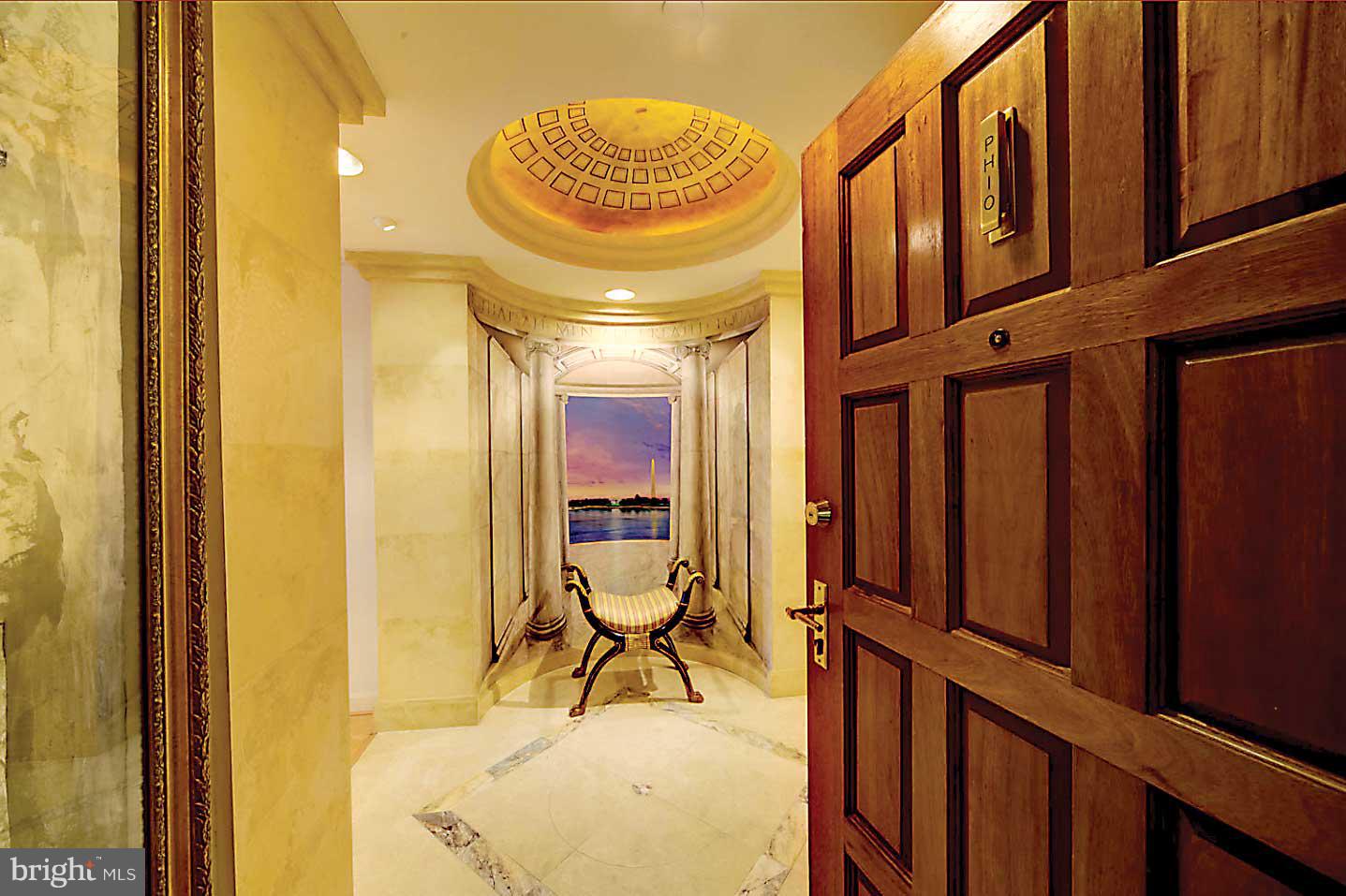 ATRIUM CONDO - Residential