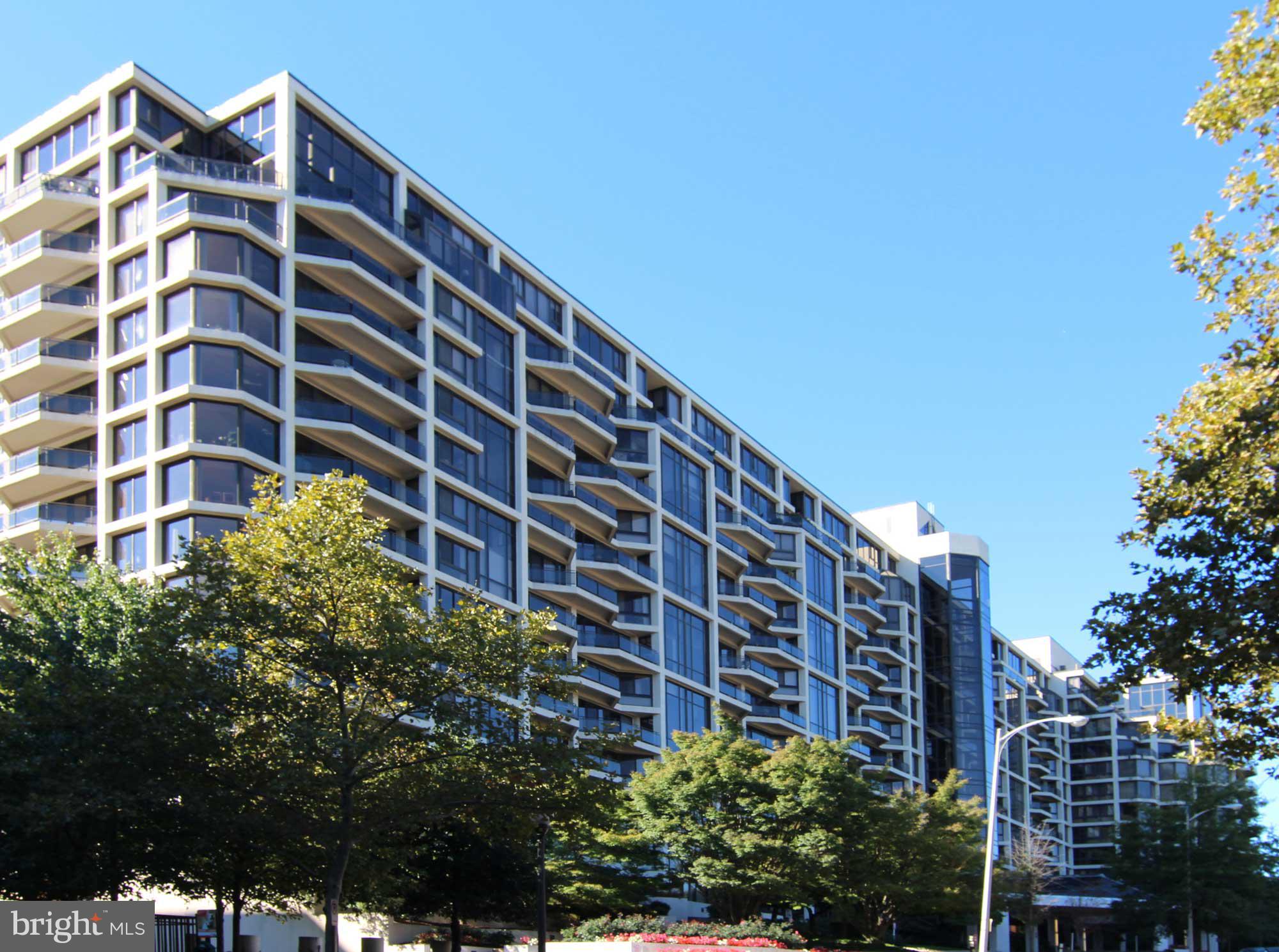 ATRIUM CONDO - Residential
