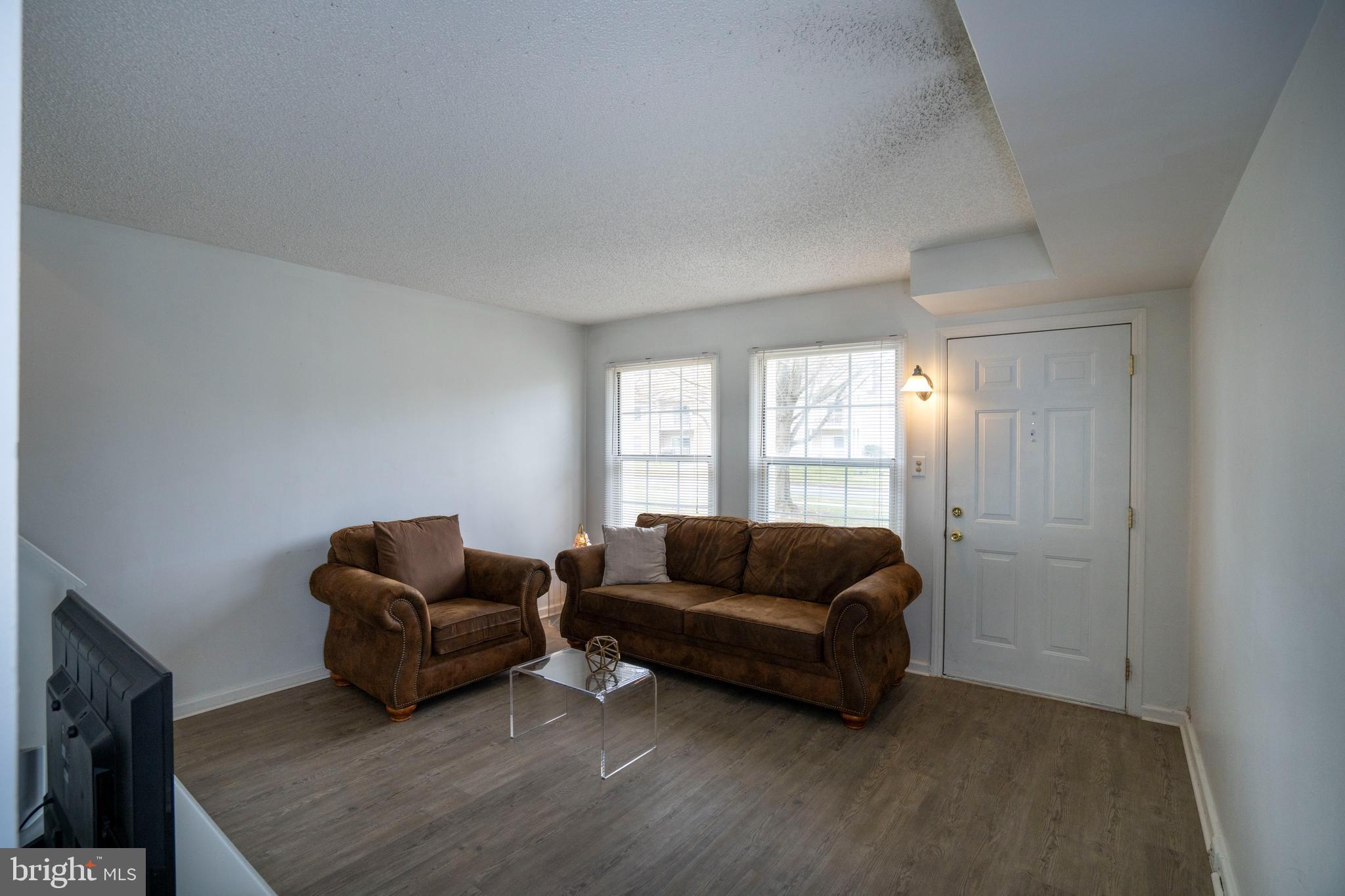 STRATFORD COURT - Residential