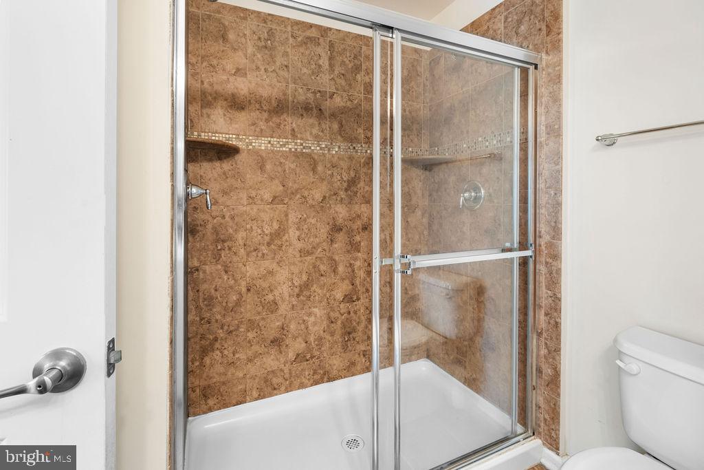 HOWARD SQUARE - Residential Lease