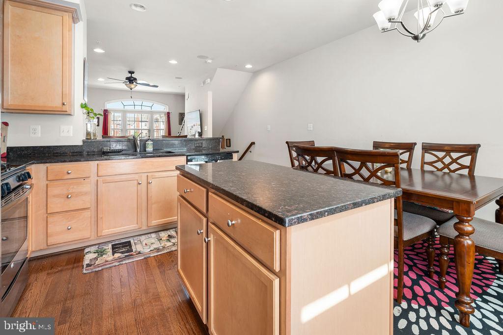 HOWARD SQUARE - Residential Lease