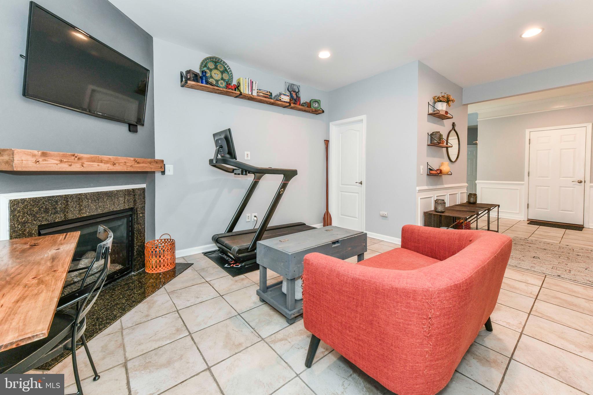 BELMONT TRACE - Residential Lease