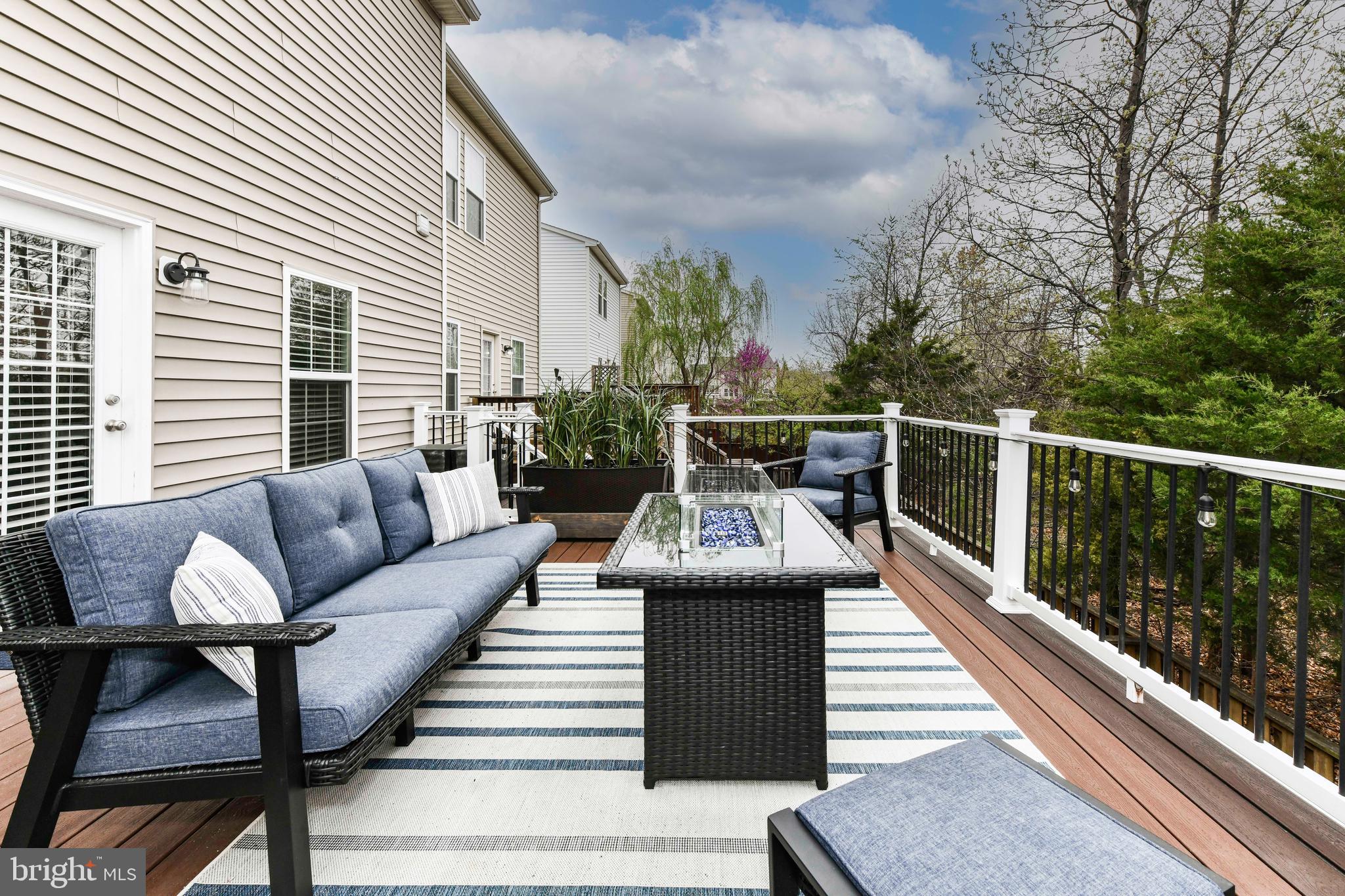 BELMONT TRACE - Residential Lease