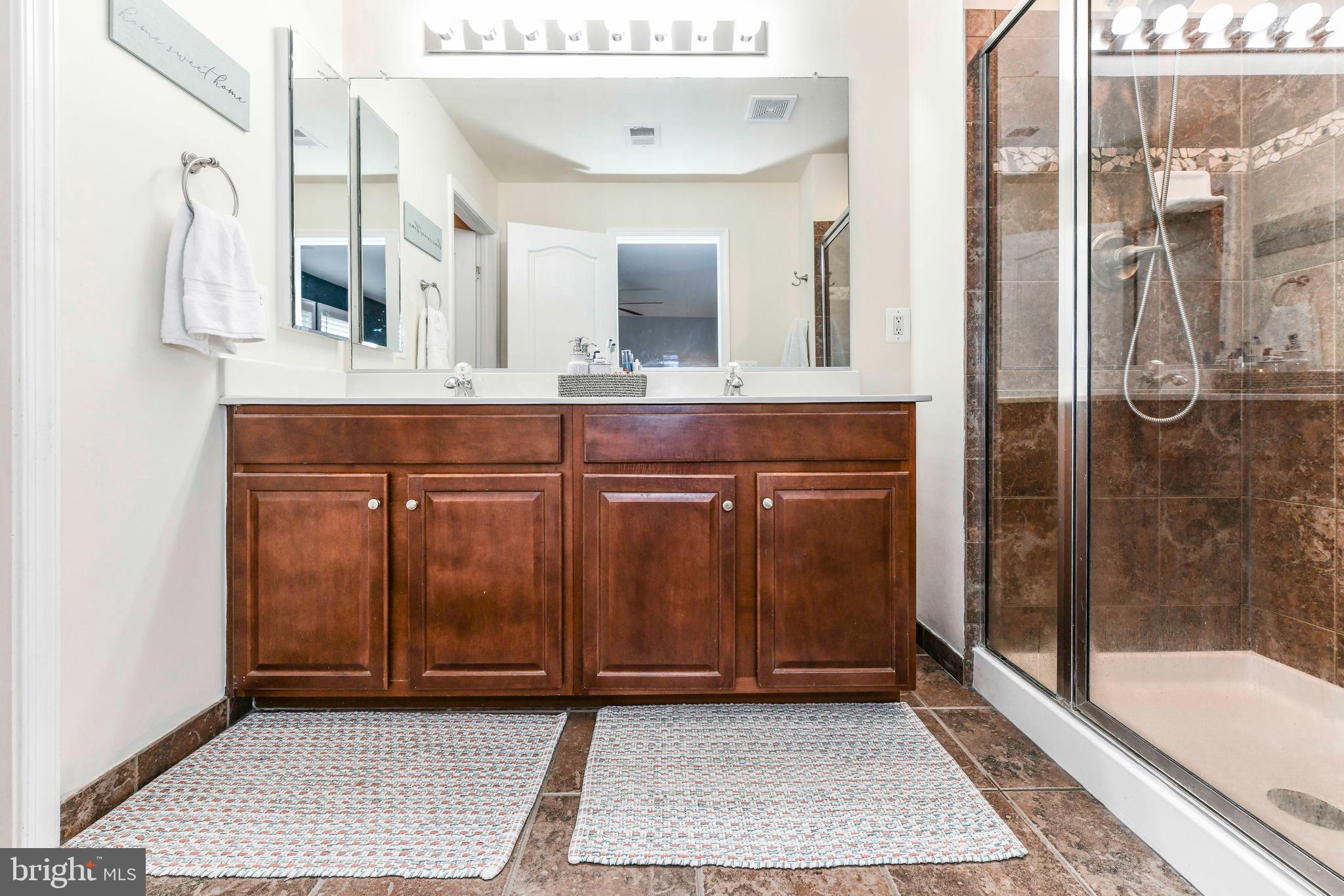 BELMONT TRACE - Residential Lease