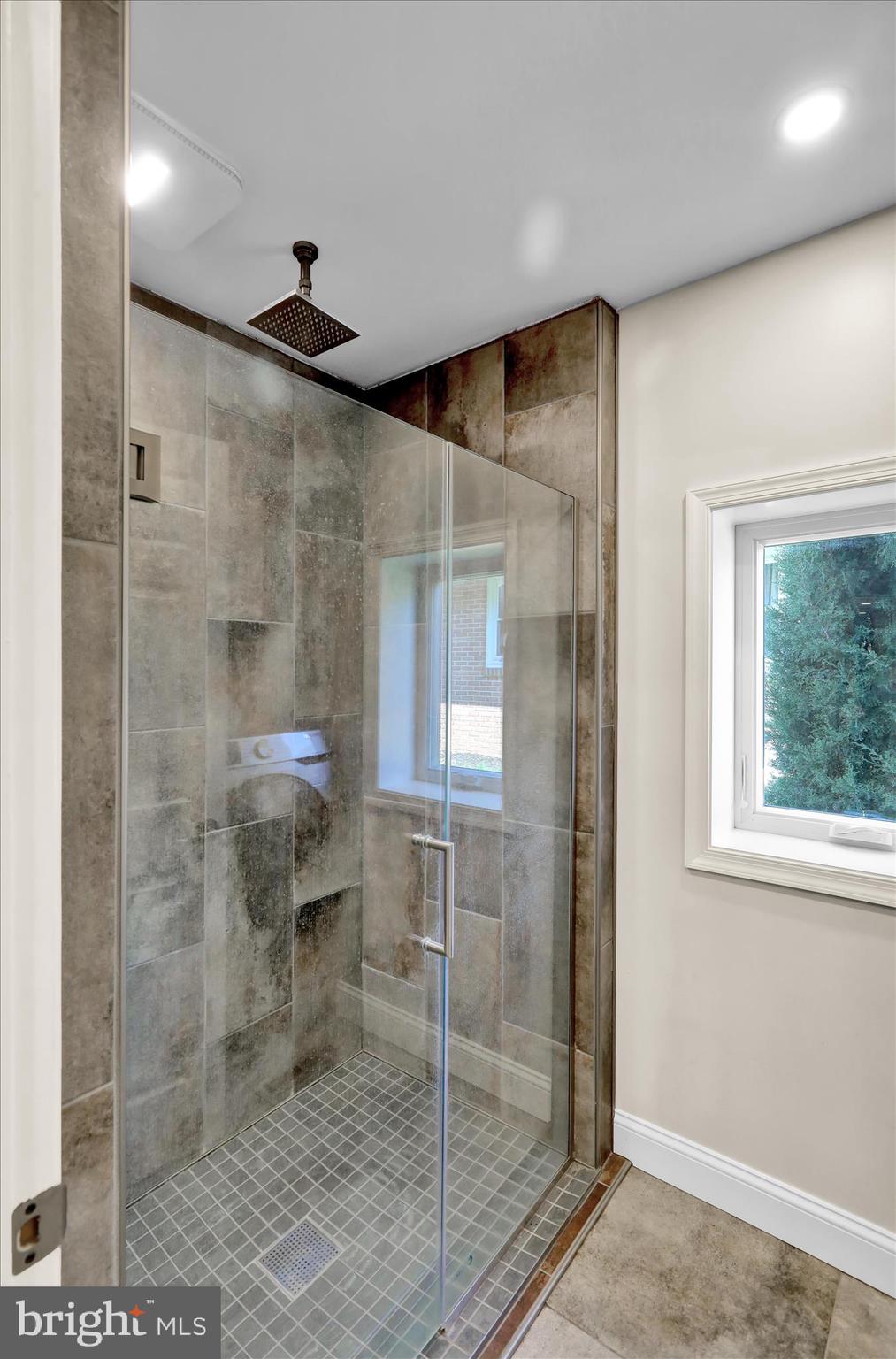 GRANDVIEW HEIGHTS - Residential