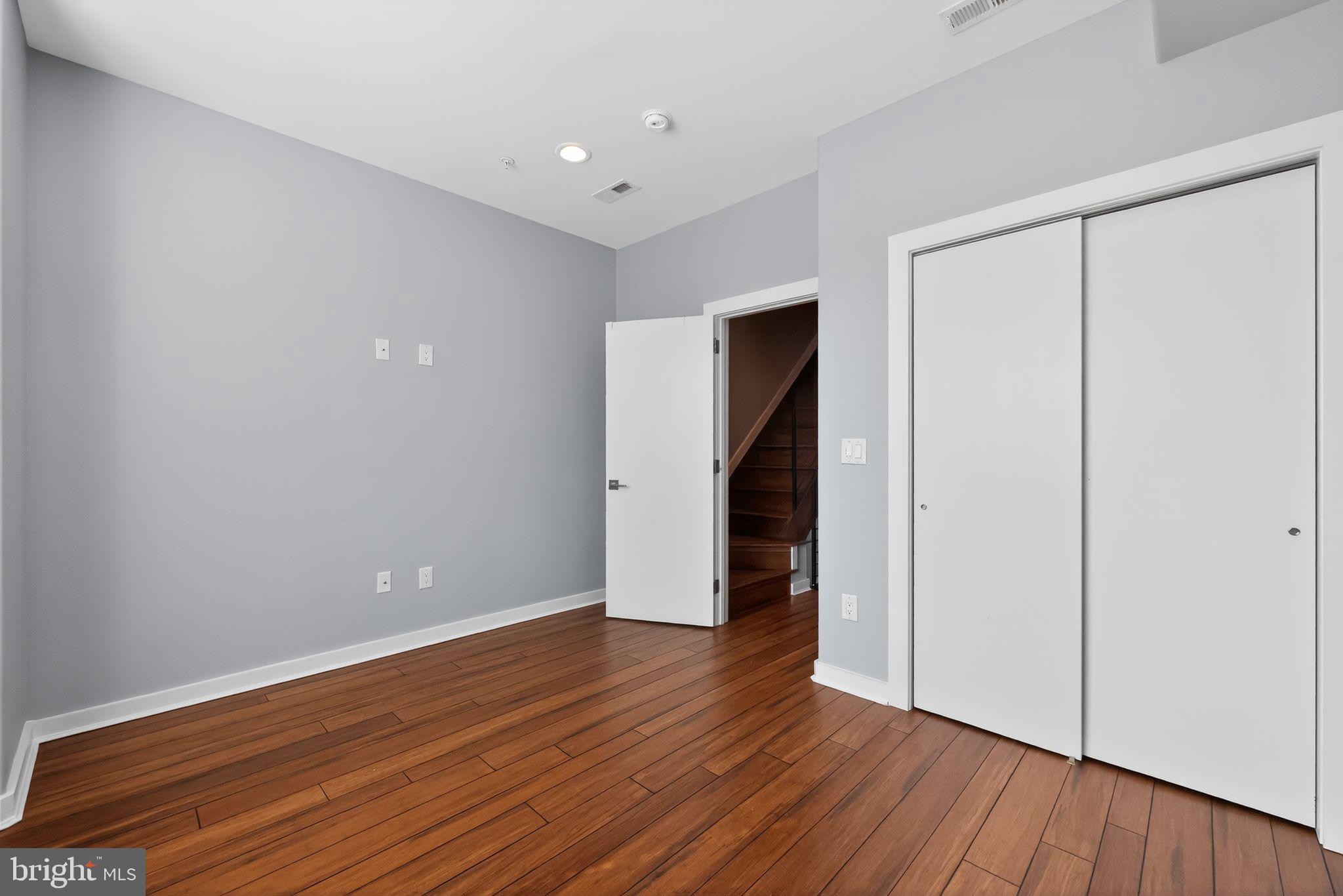 GRAYS FERRY - Residential