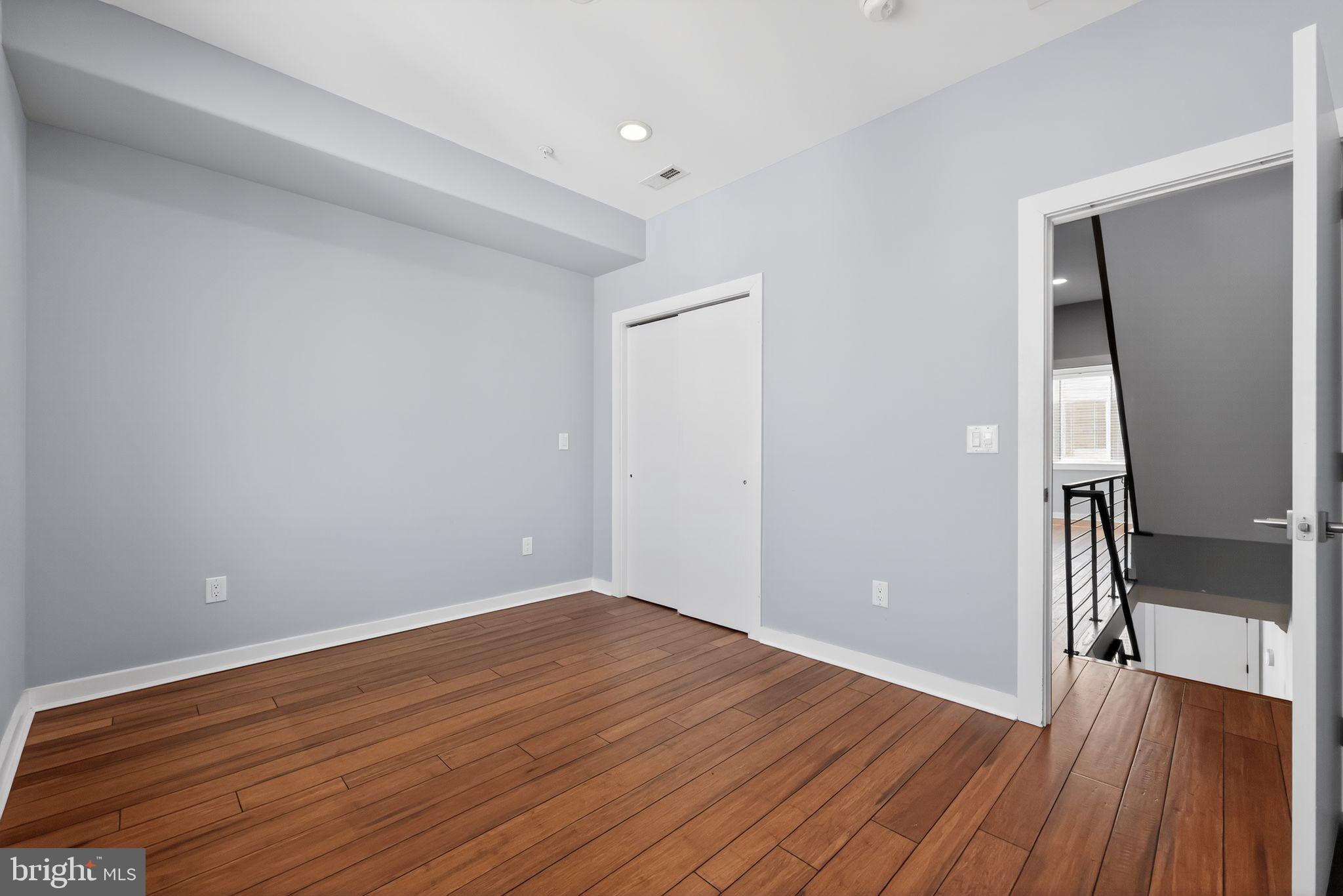 GRAYS FERRY - Residential