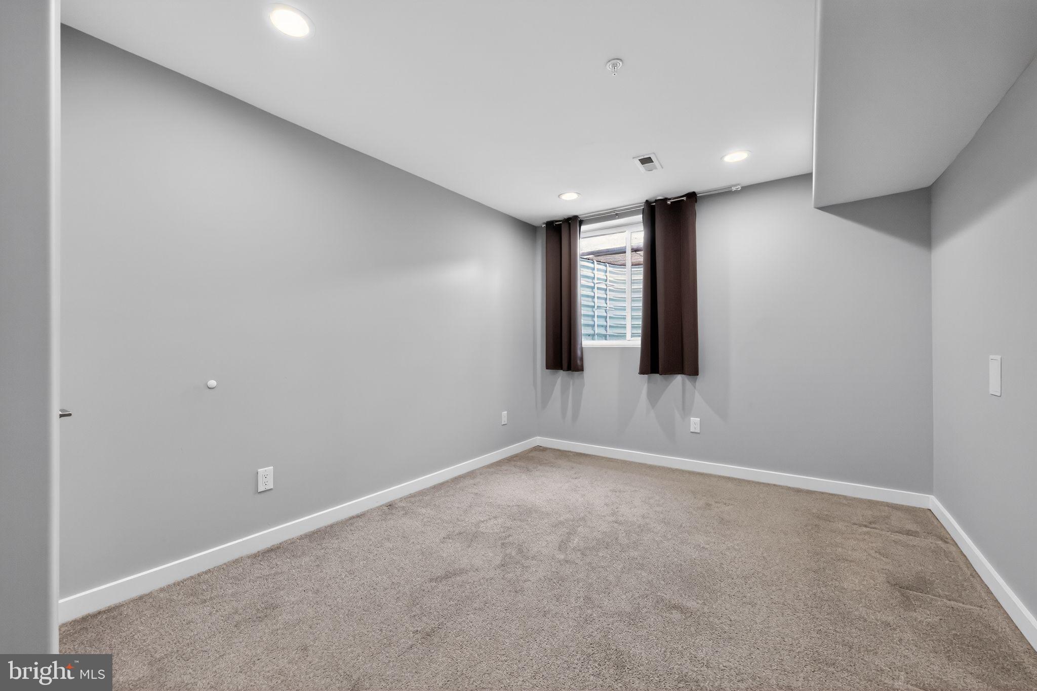 GRAYS FERRY - Residential