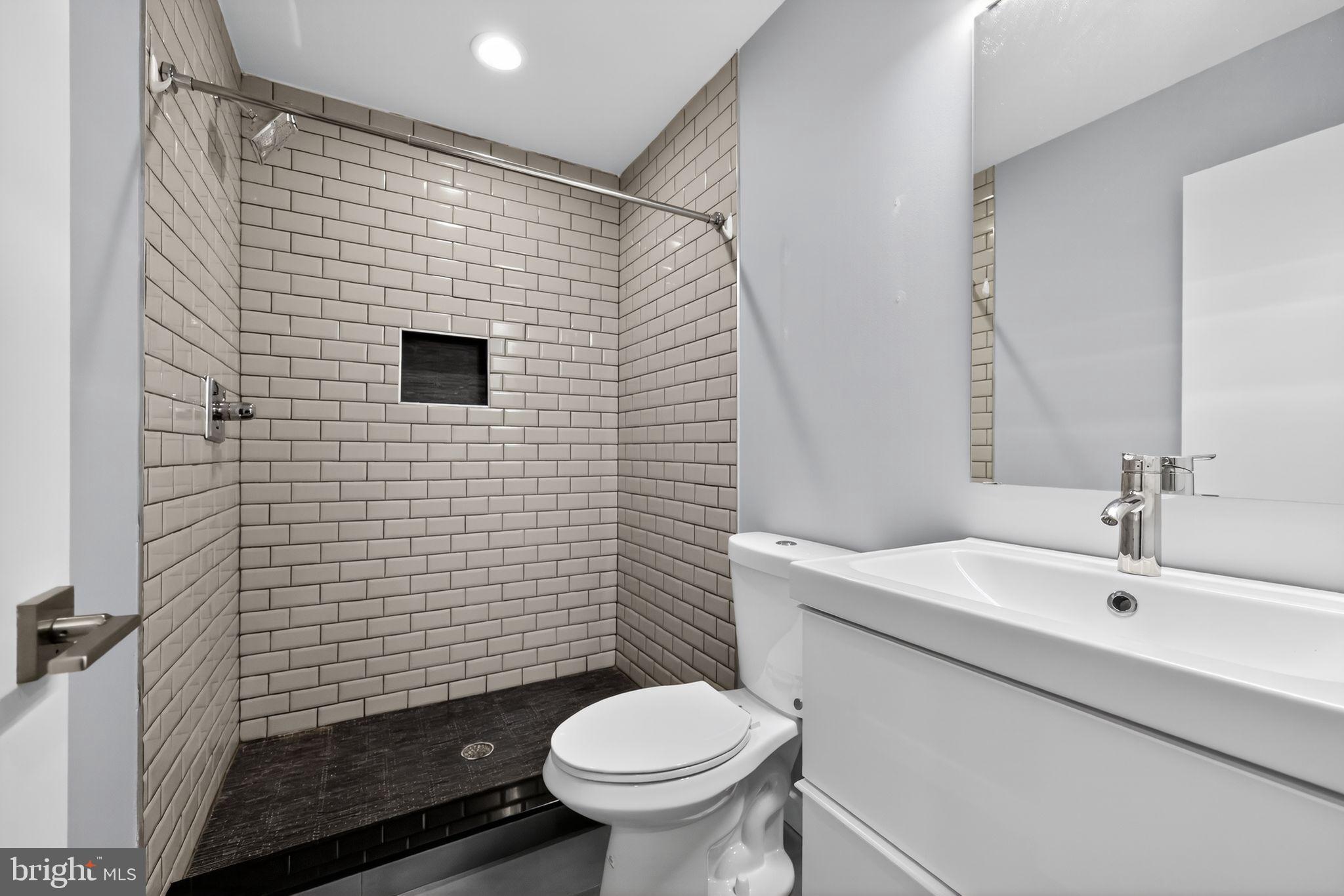 GRAYS FERRY - Residential