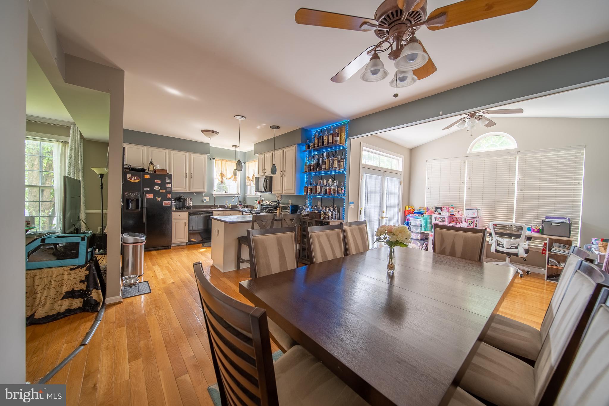 DALE CITY - Residential