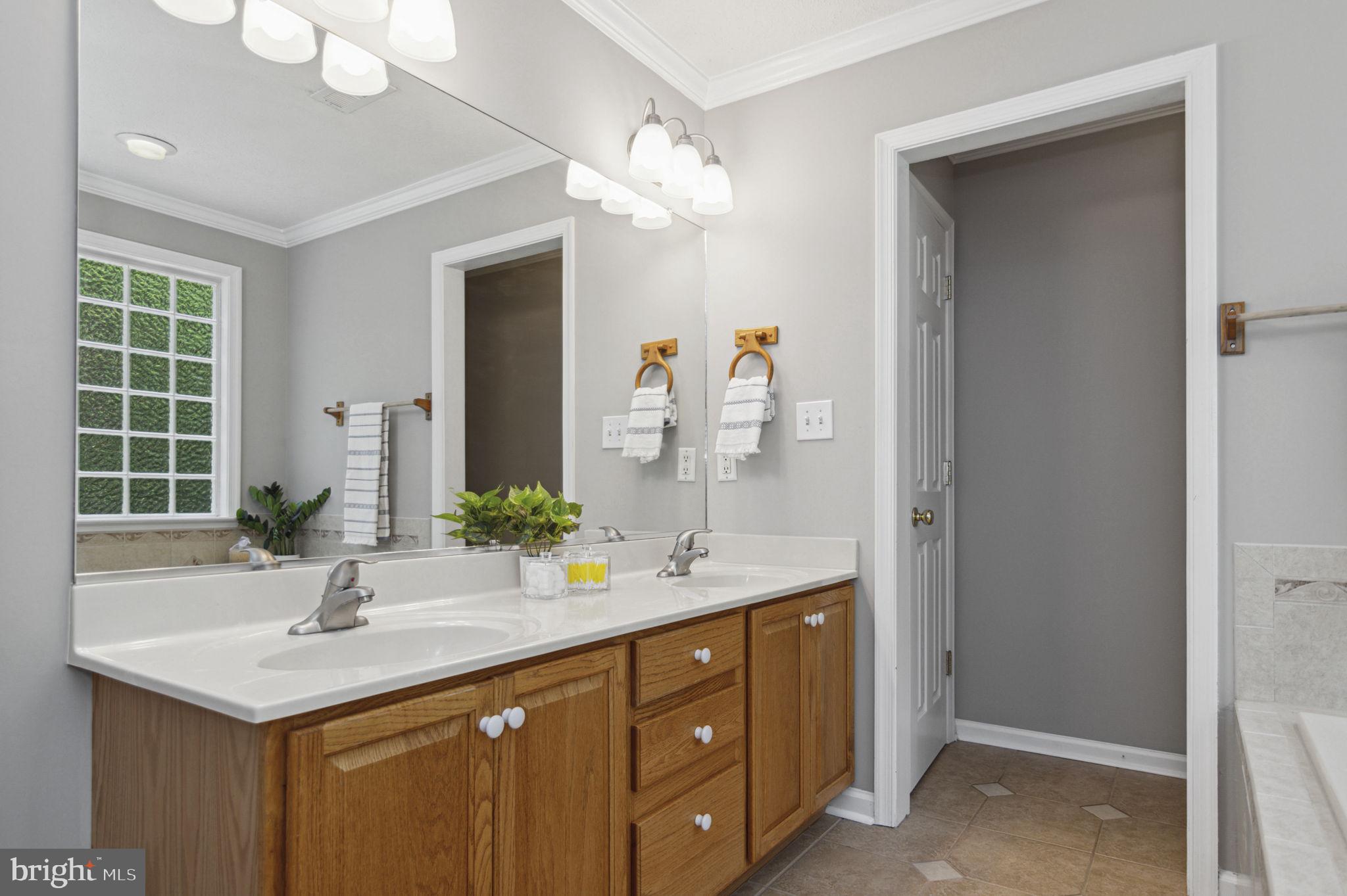 SUMMERS LANDING - Residential Lease