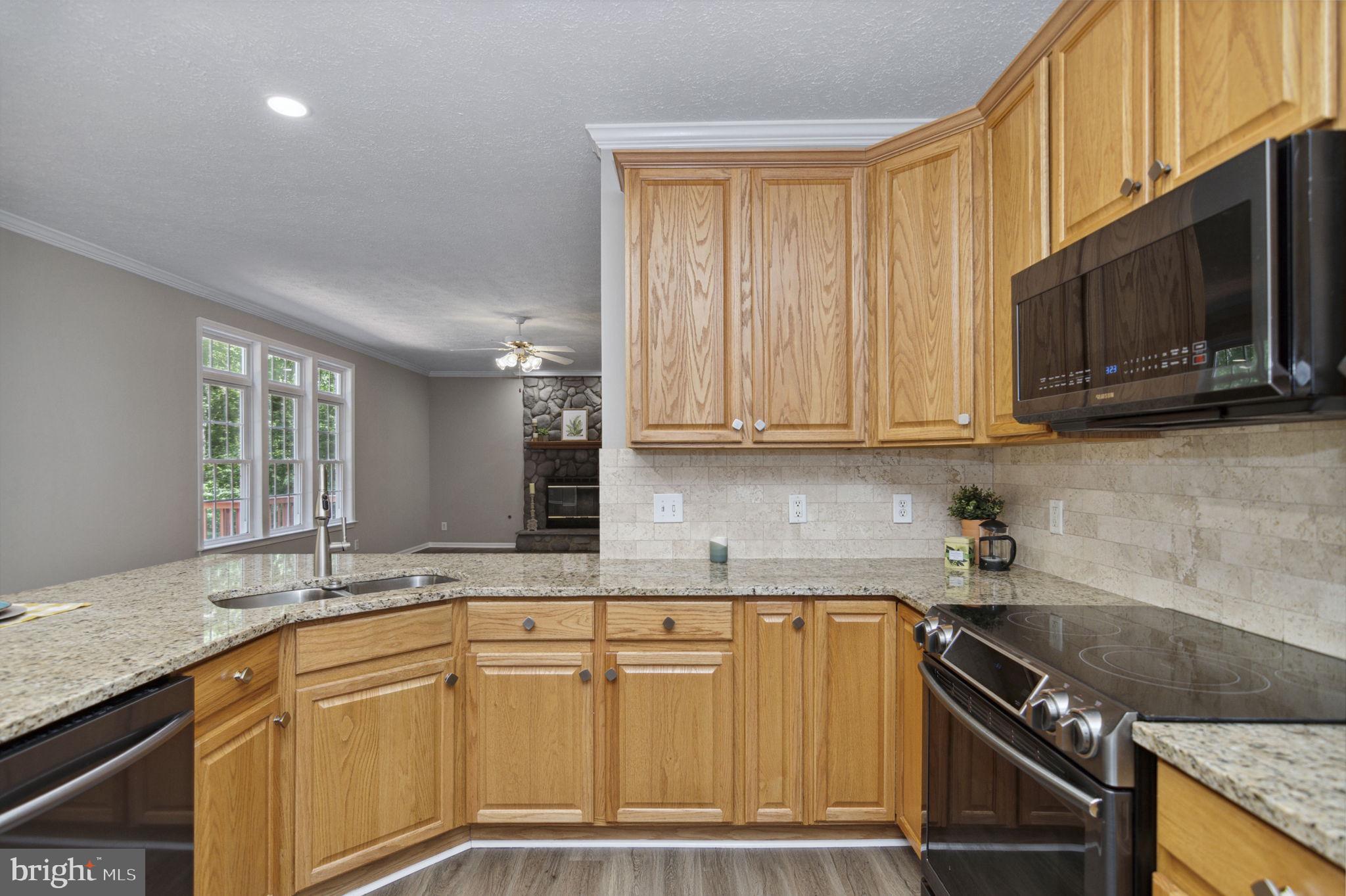 SUMMERS LANDING - Residential Lease