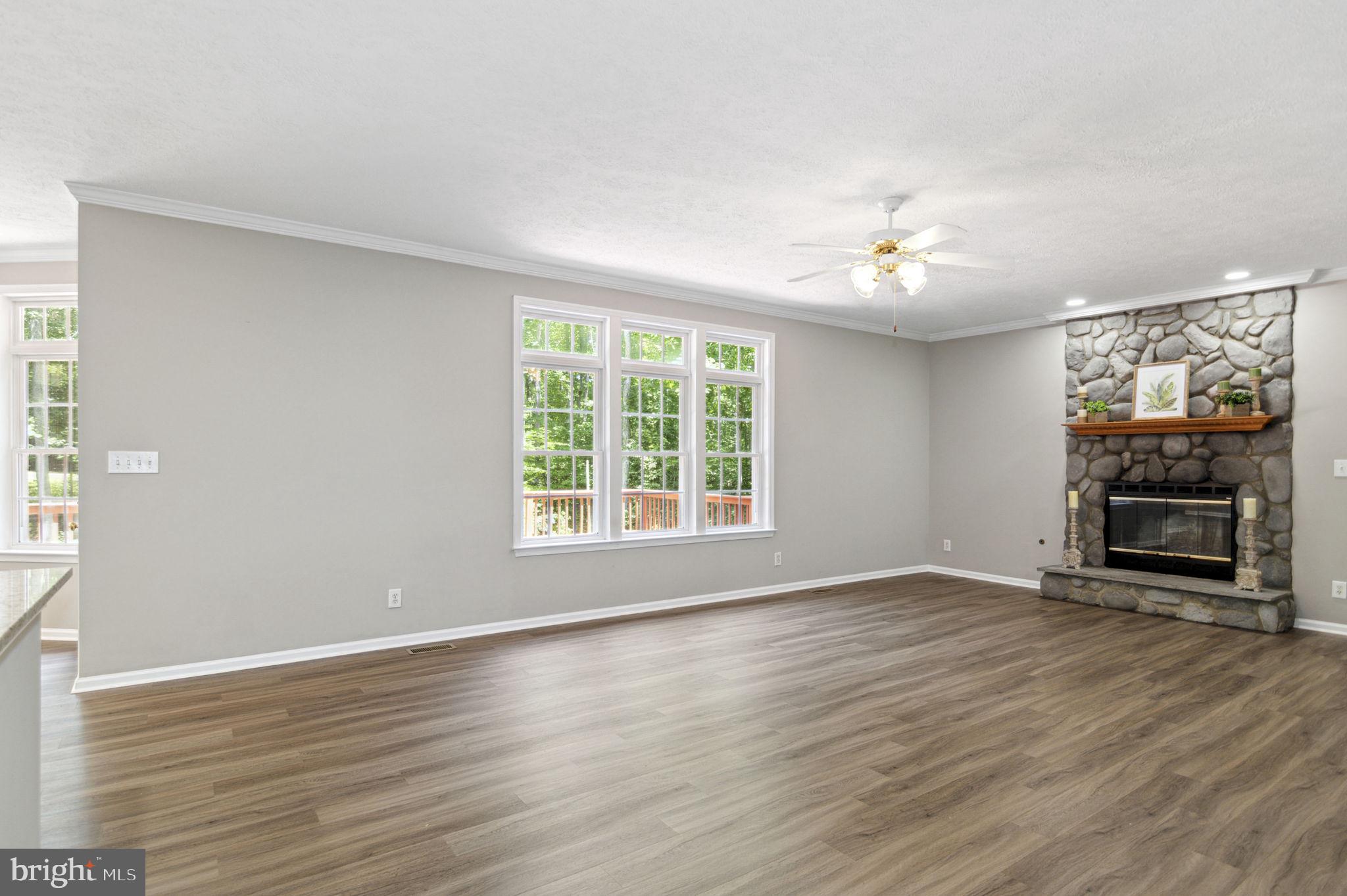 SUMMERS LANDING - Residential Lease