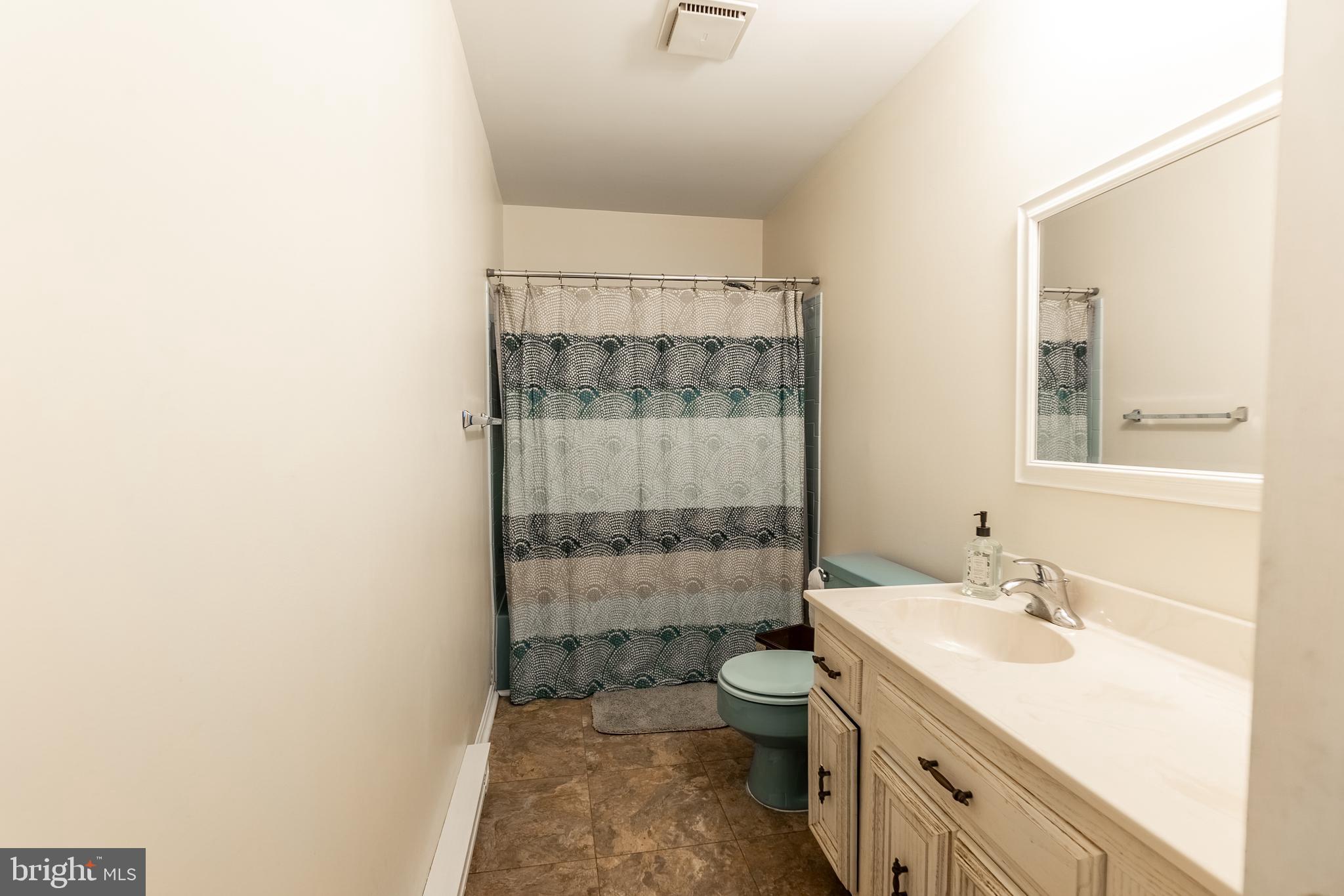 TAMMANY MANOR - Residential