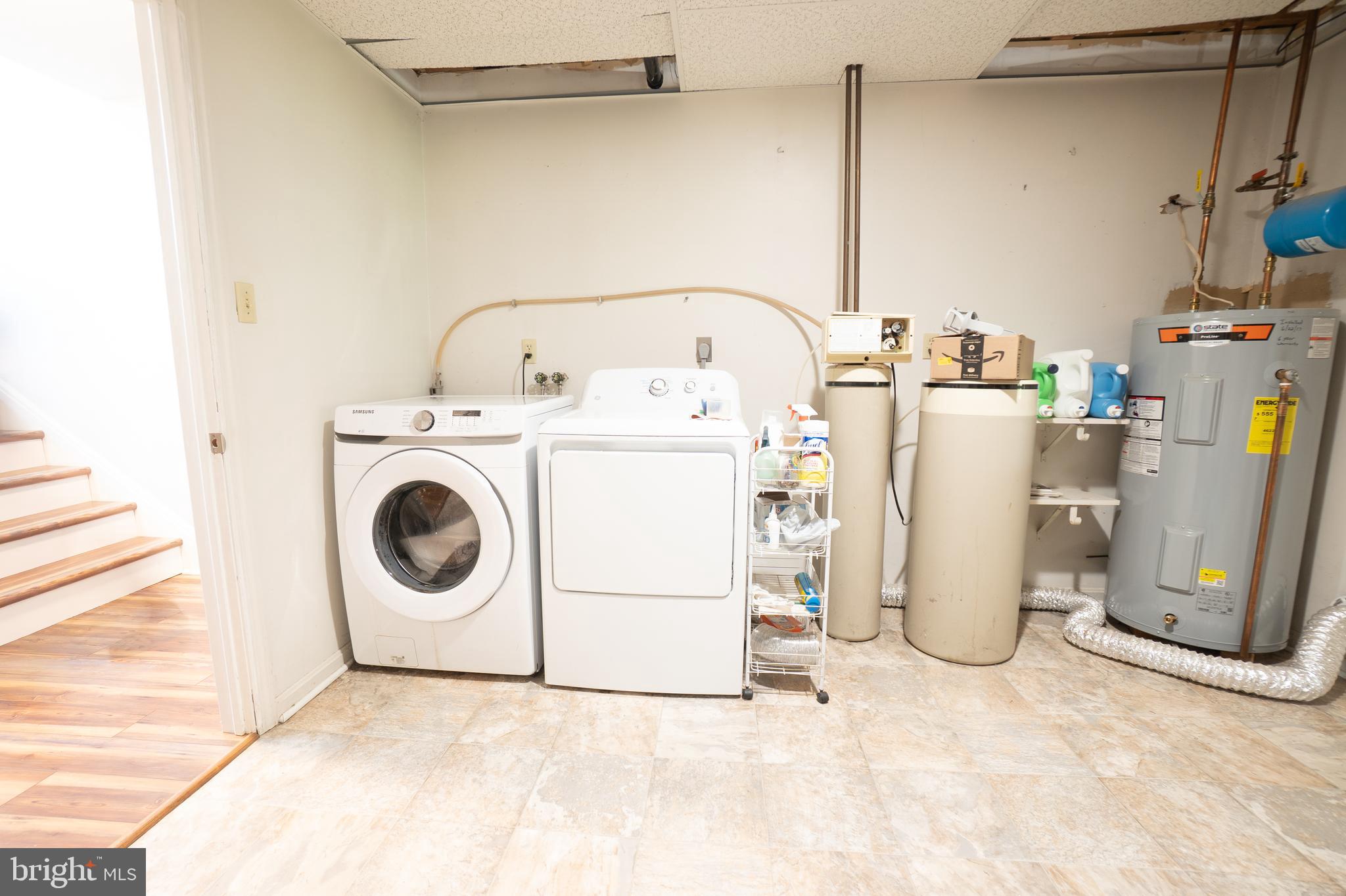 TAMMANY MANOR - Residential