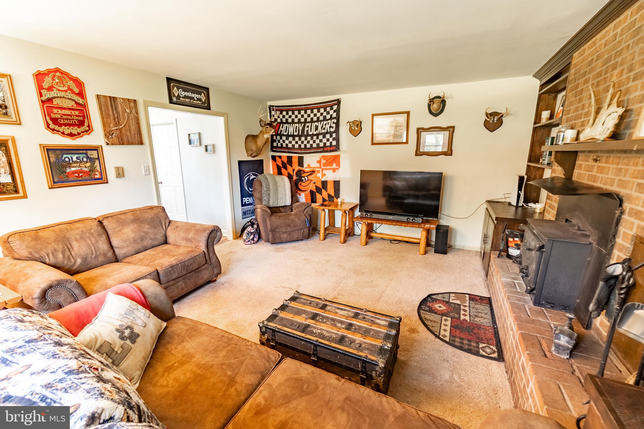 TAMMANY MANOR - Residential