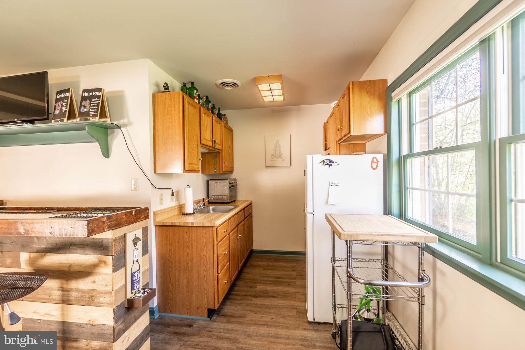 TAMMANY MANOR - Residential