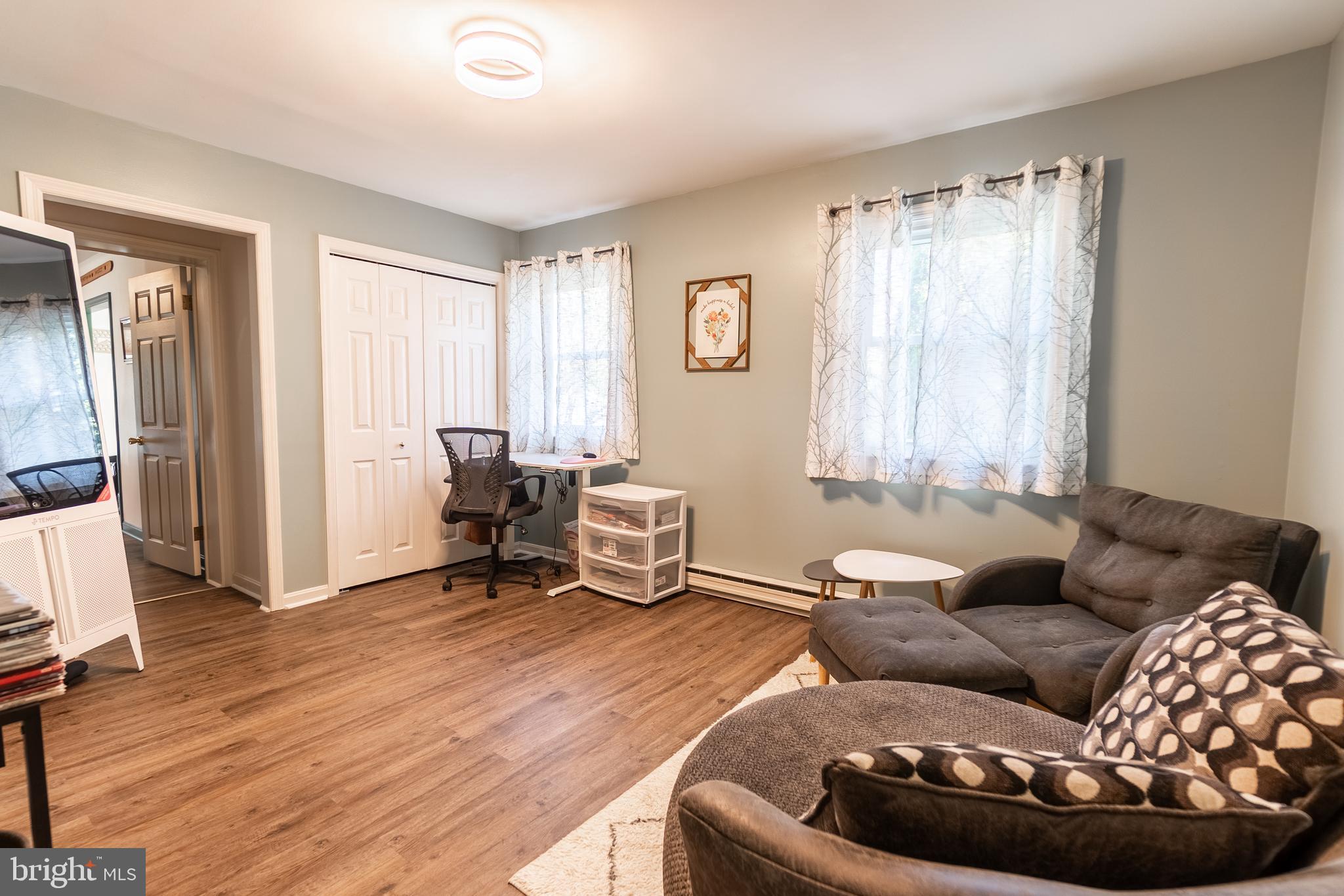 TAMMANY MANOR - Residential