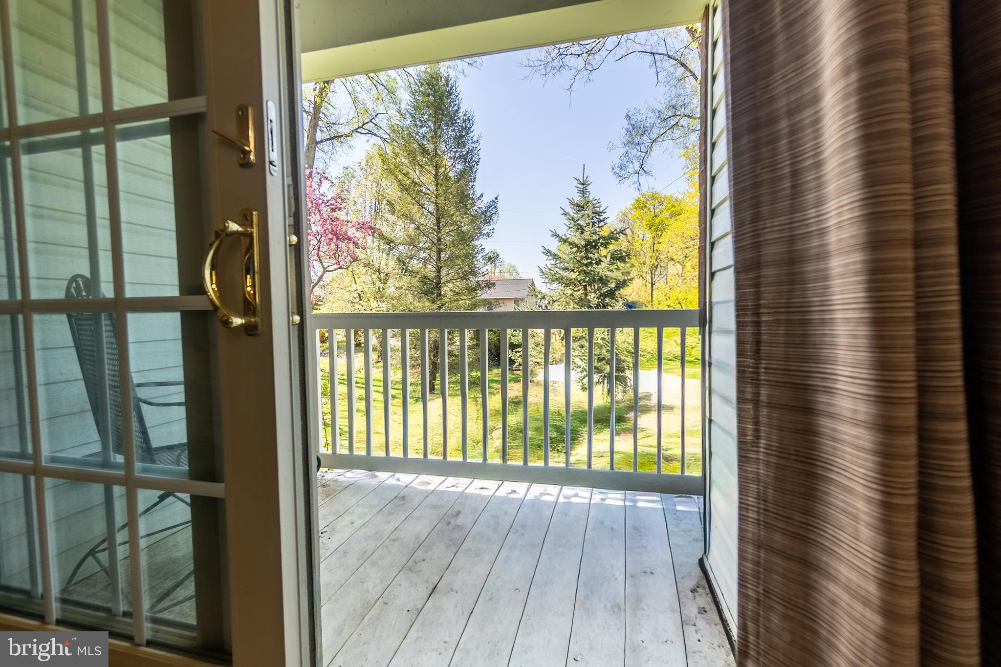 TAMMANY MANOR - Residential