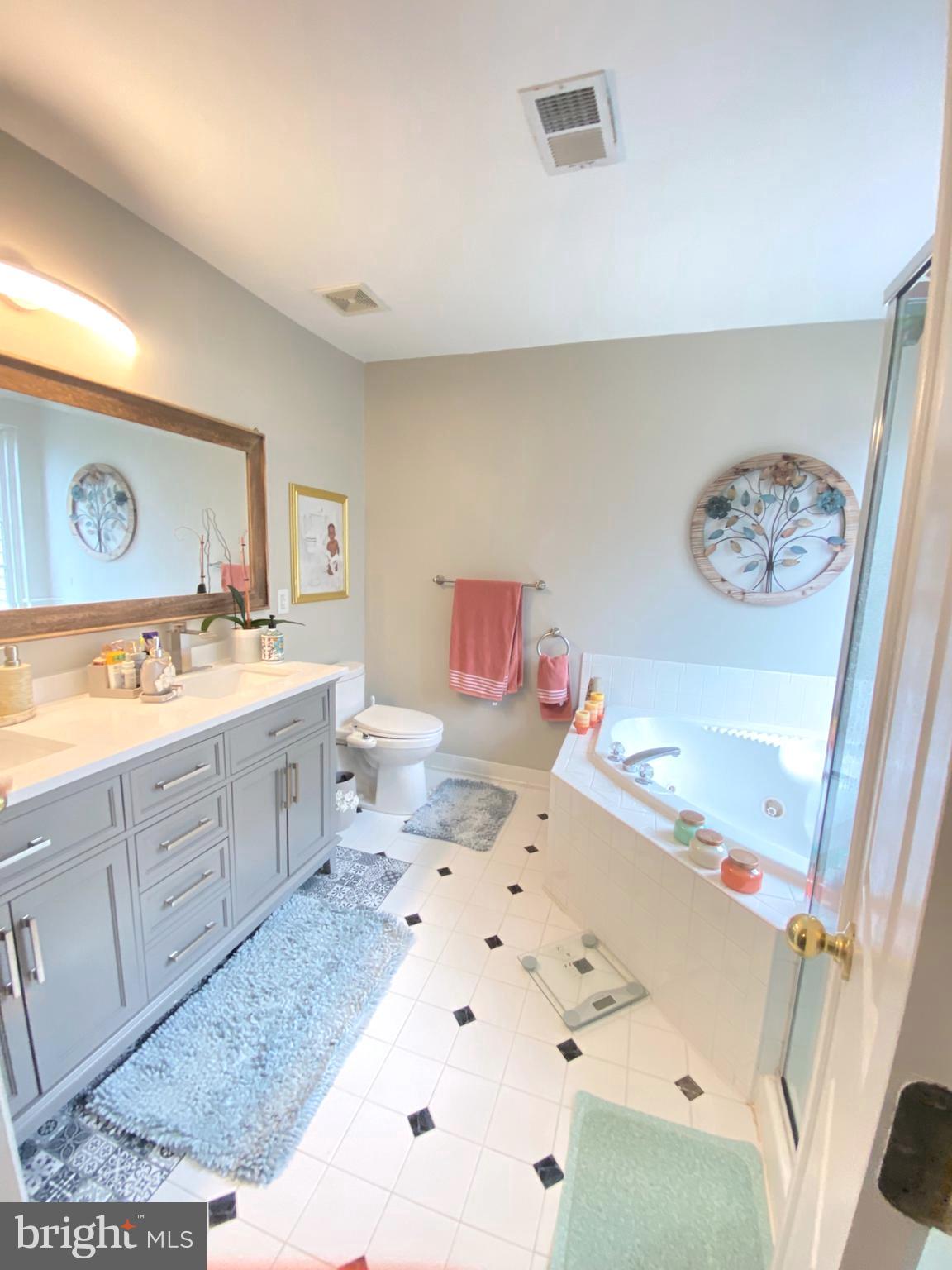 RIDGEFIELD VILLAGE - Residential Lease