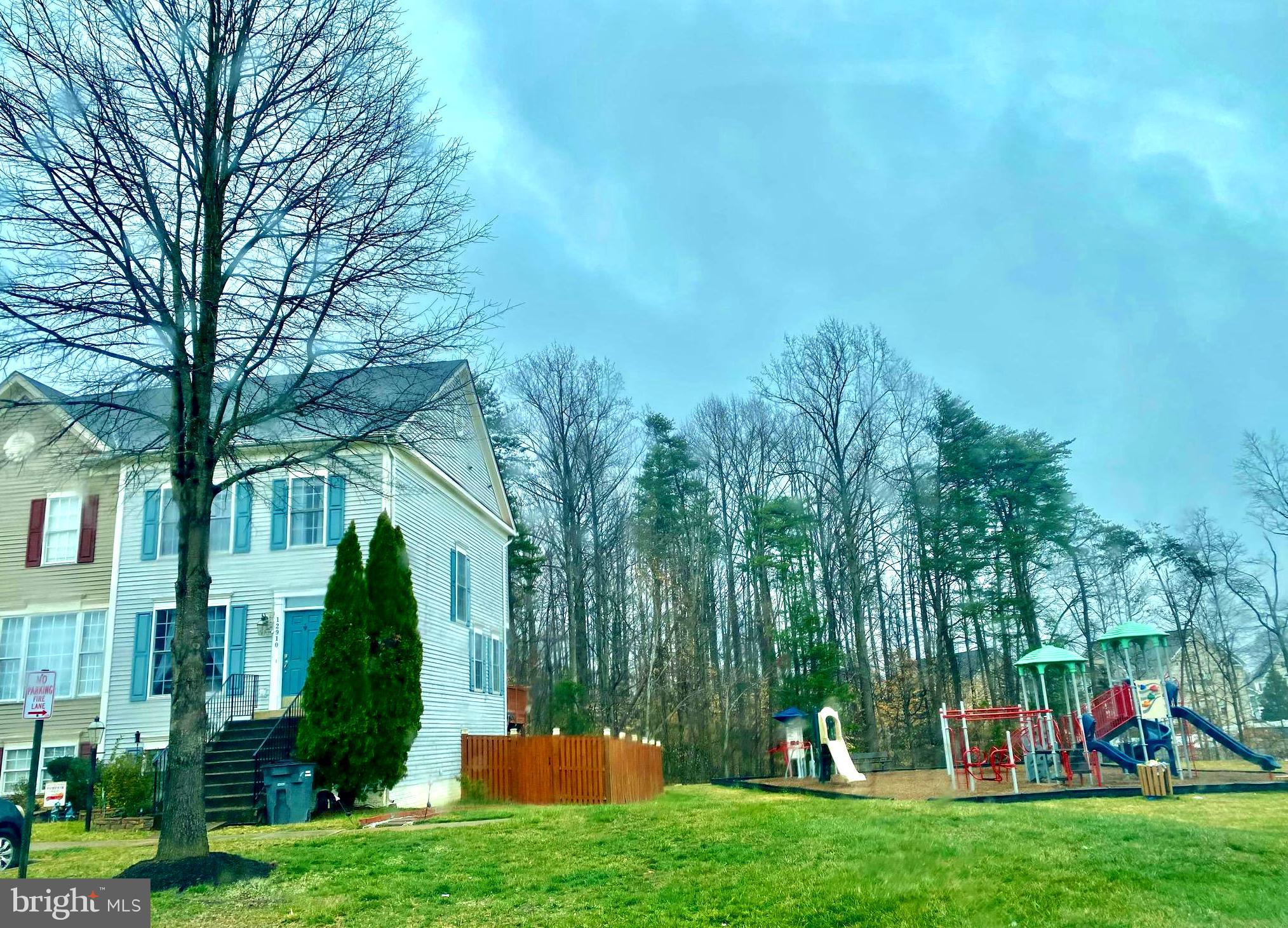 RIDGEFIELD VILLAGE - Residential Lease