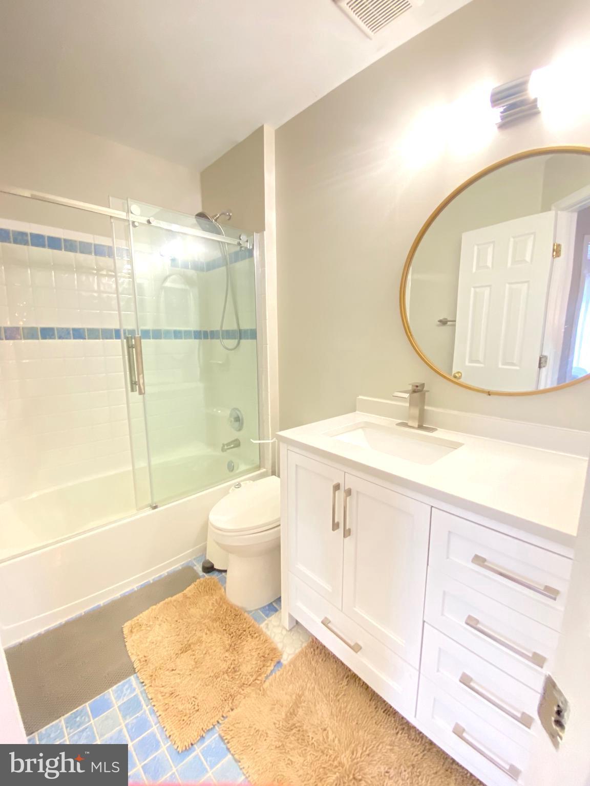 RIDGEFIELD VILLAGE - Residential Lease