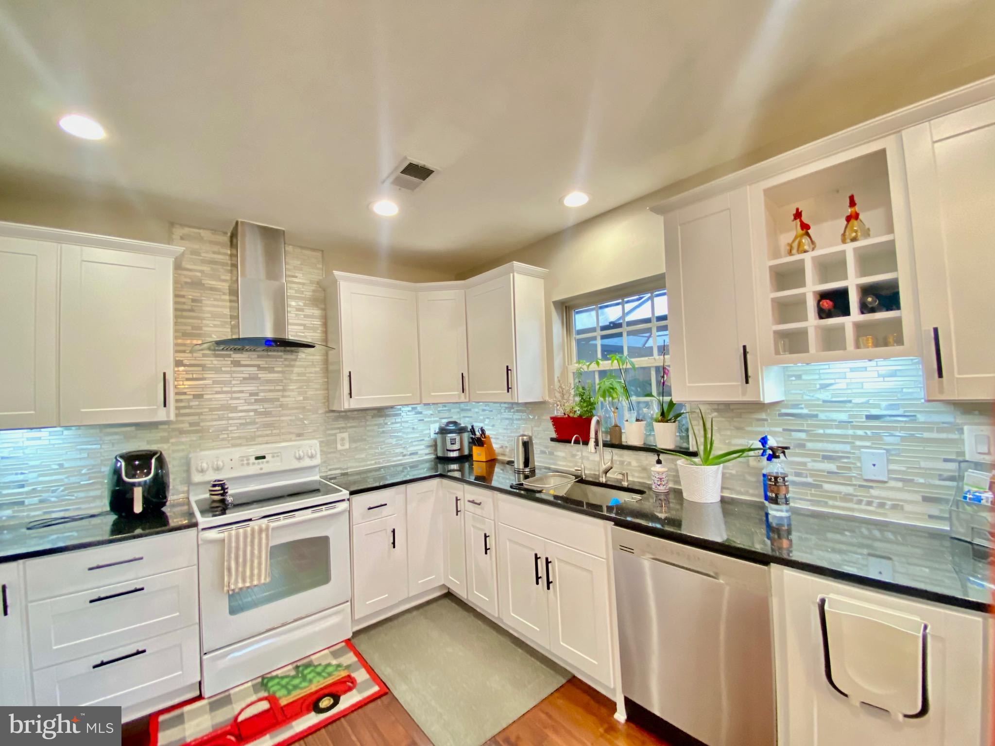 RIDGEFIELD VILLAGE - Residential Lease