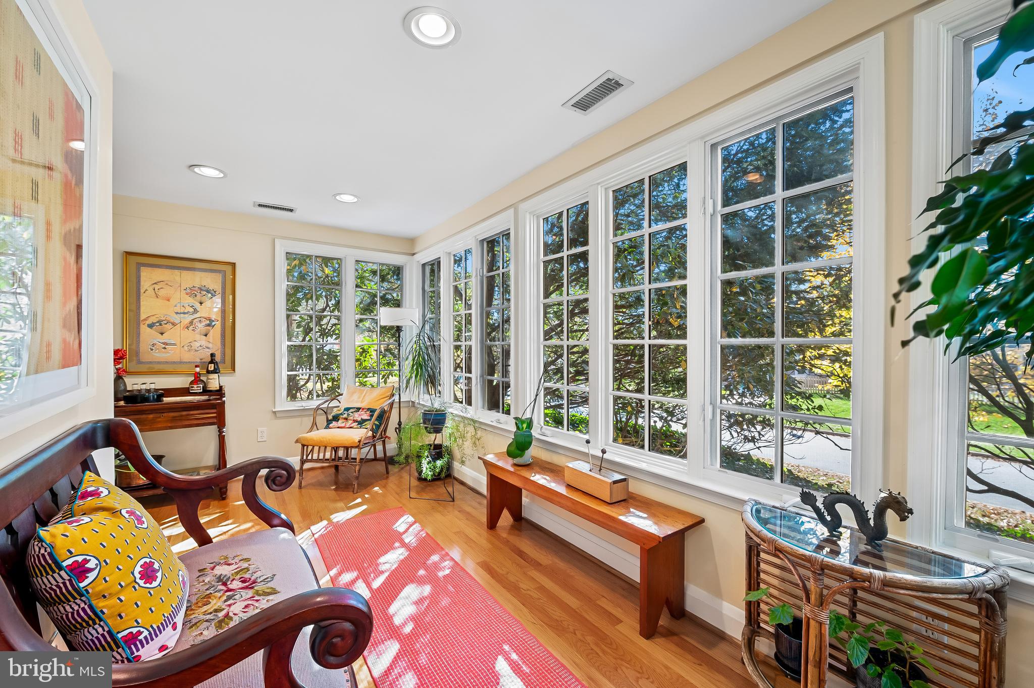 CHESTNUT HILL - Residential